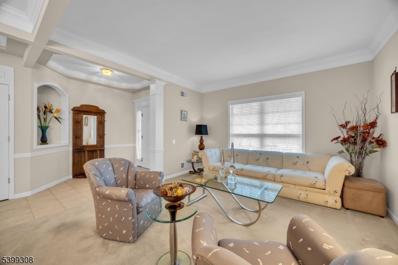 Franklin Twp., New Jersey, 08873, United States, 2 Bedrooms Bedrooms, ,2 BathroomsBathrooms,Residential,For Sale,2003337