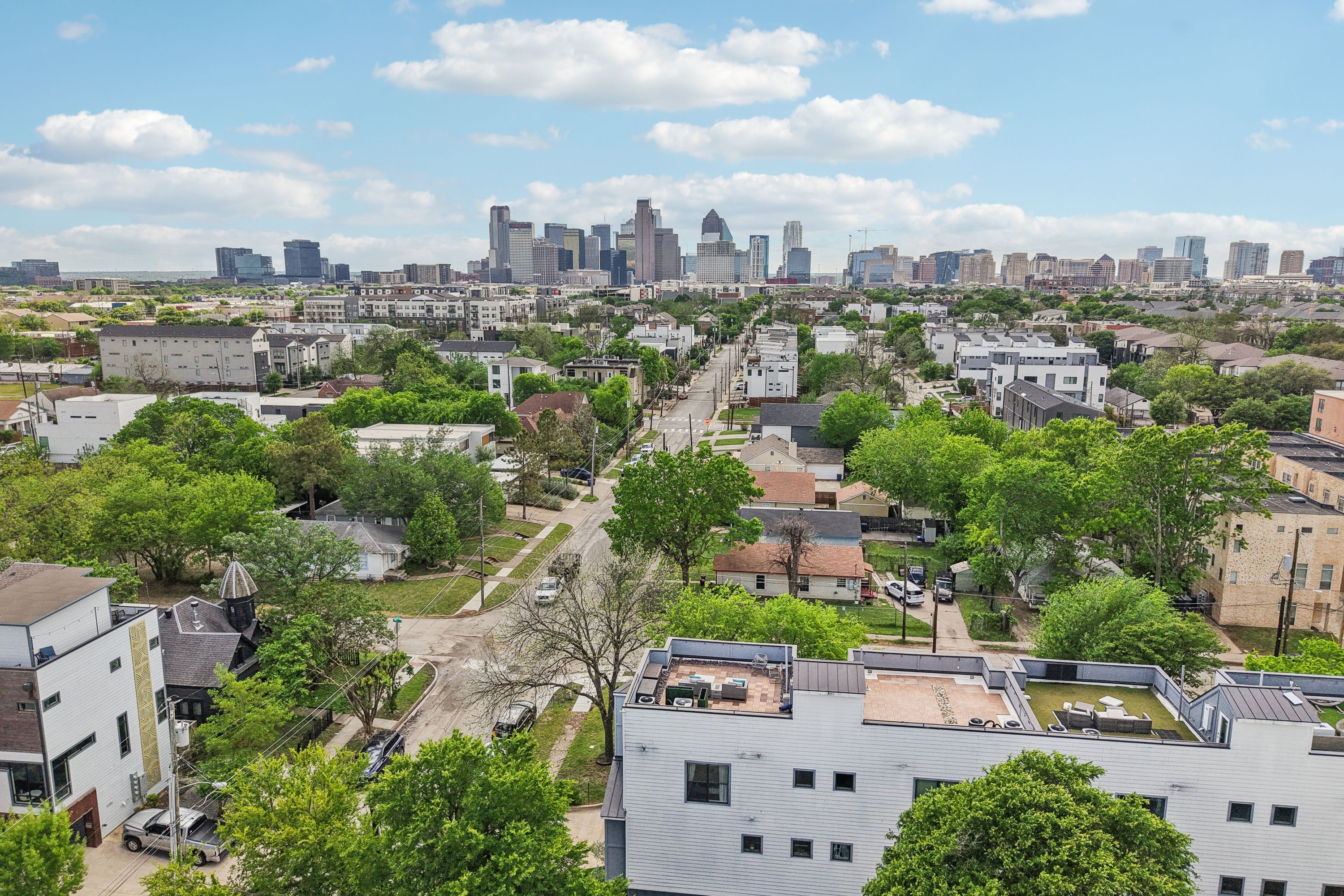  Rooftop Retreat with Skyline Scenery - 物件實景