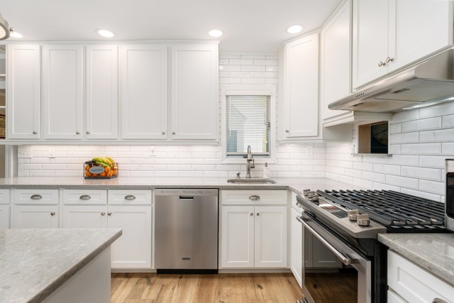 Shoreham, New York, 11786, United States, 5 Bedrooms Bedrooms, ,3 BathroomsBathrooms,Residential,For Sale,1990330