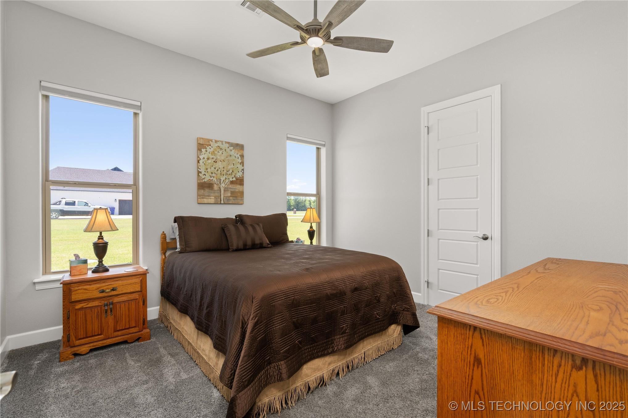 Fort Gibson, Oklahoma, 74434, United States, 4 Bedrooms Bedrooms, ,4 BathroomsBathrooms,Residential,For Sale,2005878