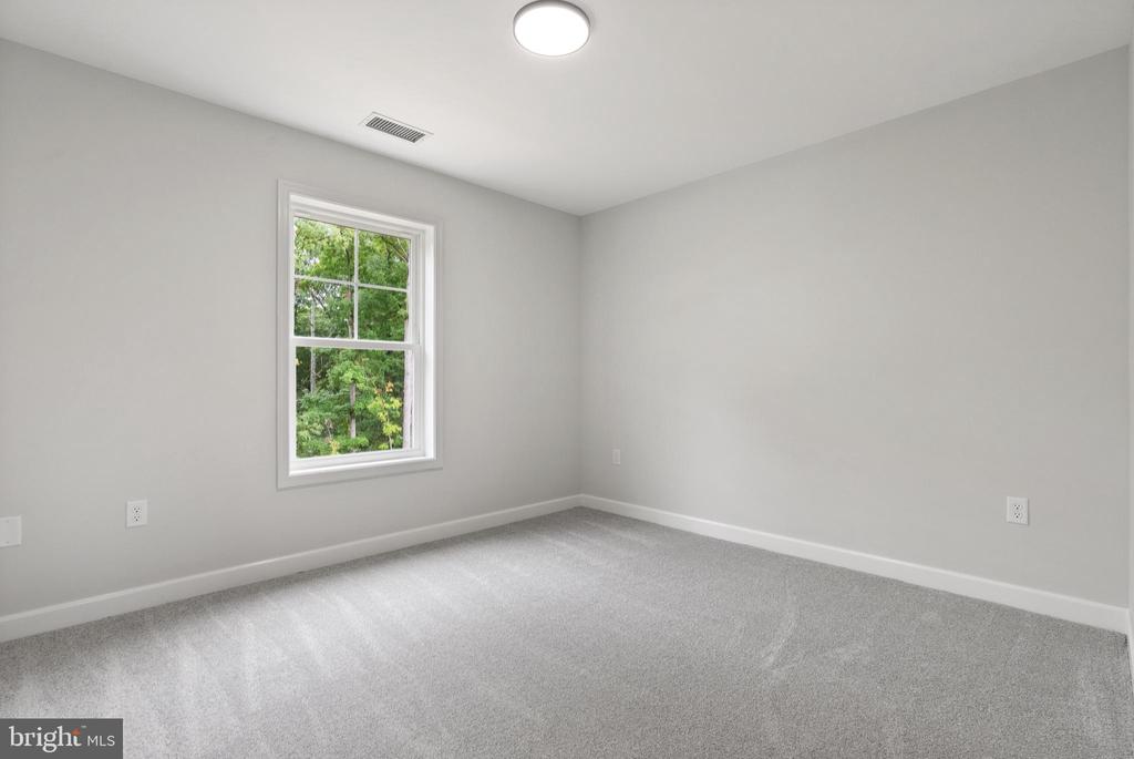 Boyce, Virginia, 22620, United States, 3 Bedrooms Bedrooms, ,3 BathroomsBathrooms,Residential,For Sale,1980169