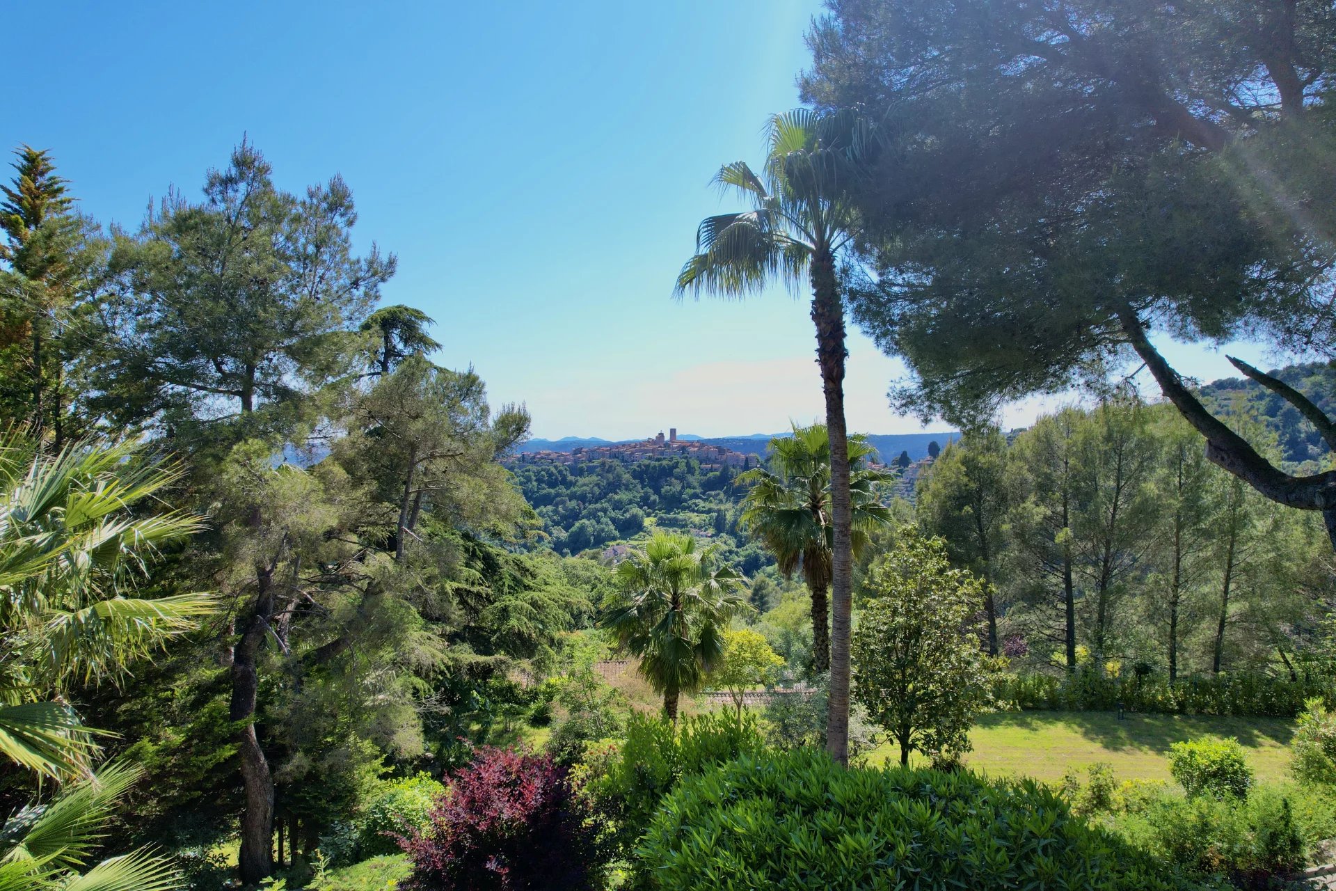 Saint-Paul-de-Vence, Provence-Alpes-Côte d’Azur, 06570, FR, 10 Bedrooms Bedrooms, ,14 BathroomsBathrooms,Residential,For Sale,1819144