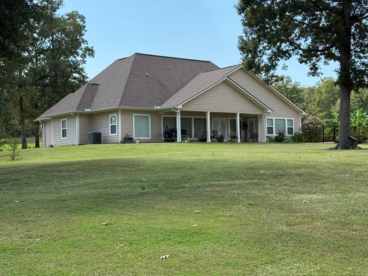 Many, Louisiana, 71449, United States, 4 Bedrooms Bedrooms, ,3 BathroomsBathrooms,Residential,For Sale,1984388