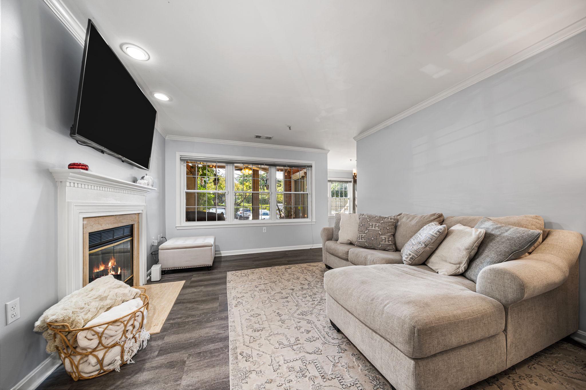  802 Amber Tree Court, Gaithersburg, MD, 20878 - 物件實景