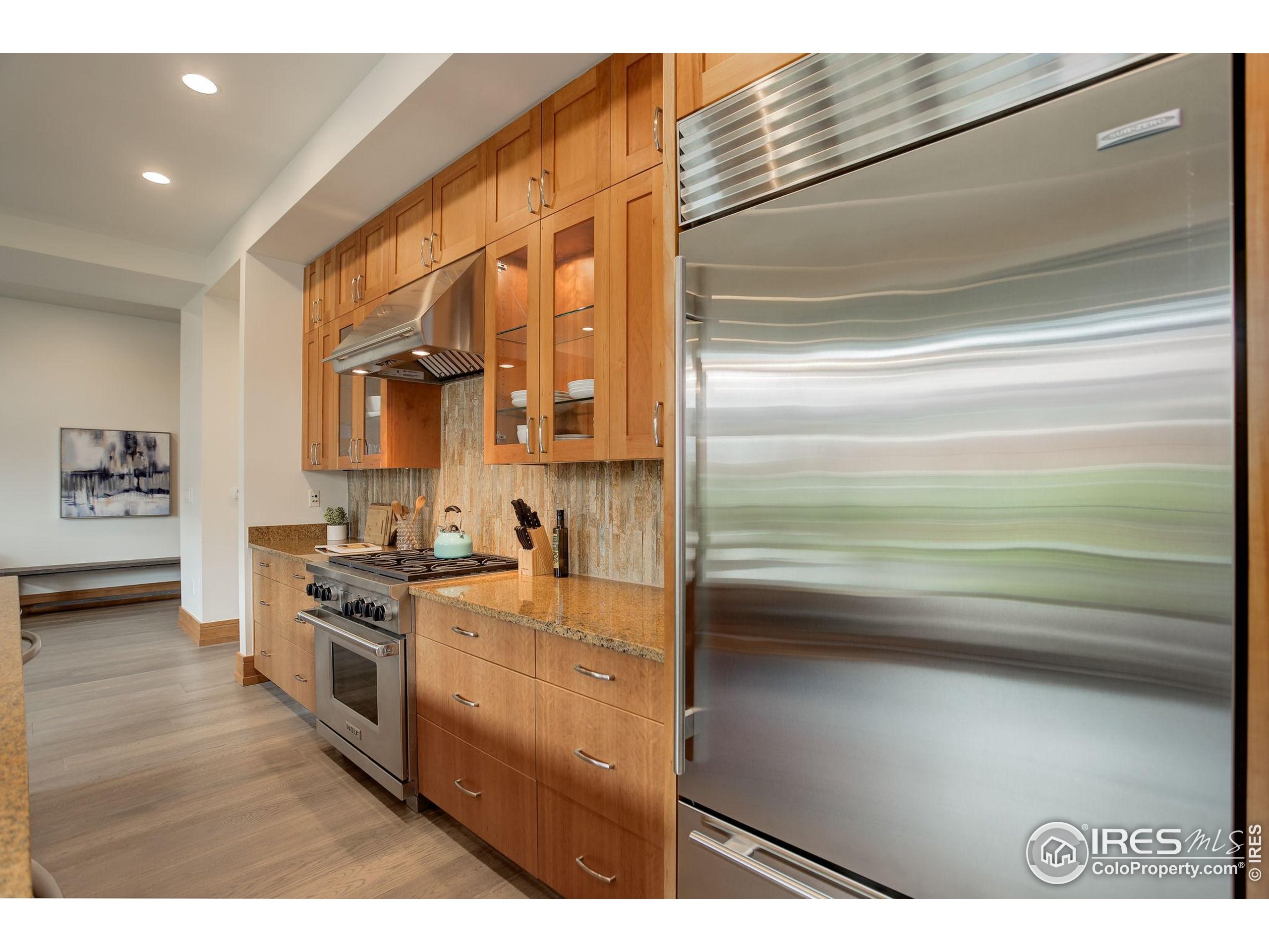 Boulder, Colorado, 80302, United States, 2 Bedrooms Bedrooms, ,2 BathroomsBathrooms,Residential,For Sale,1992797