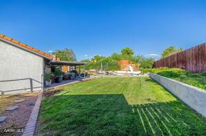 Lancaster, California, 93536, United States, 3 Bedrooms Bedrooms, ,2 BathroomsBathrooms,Residential,For Sale,1940443