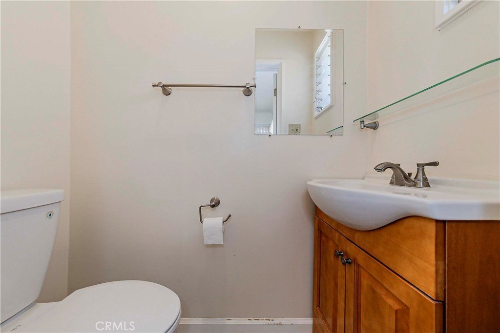 La Crescenta, California, 91214, United States, 3 Bedrooms Bedrooms, ,2 BathroomsBathrooms,Residential,For Sale,1926243