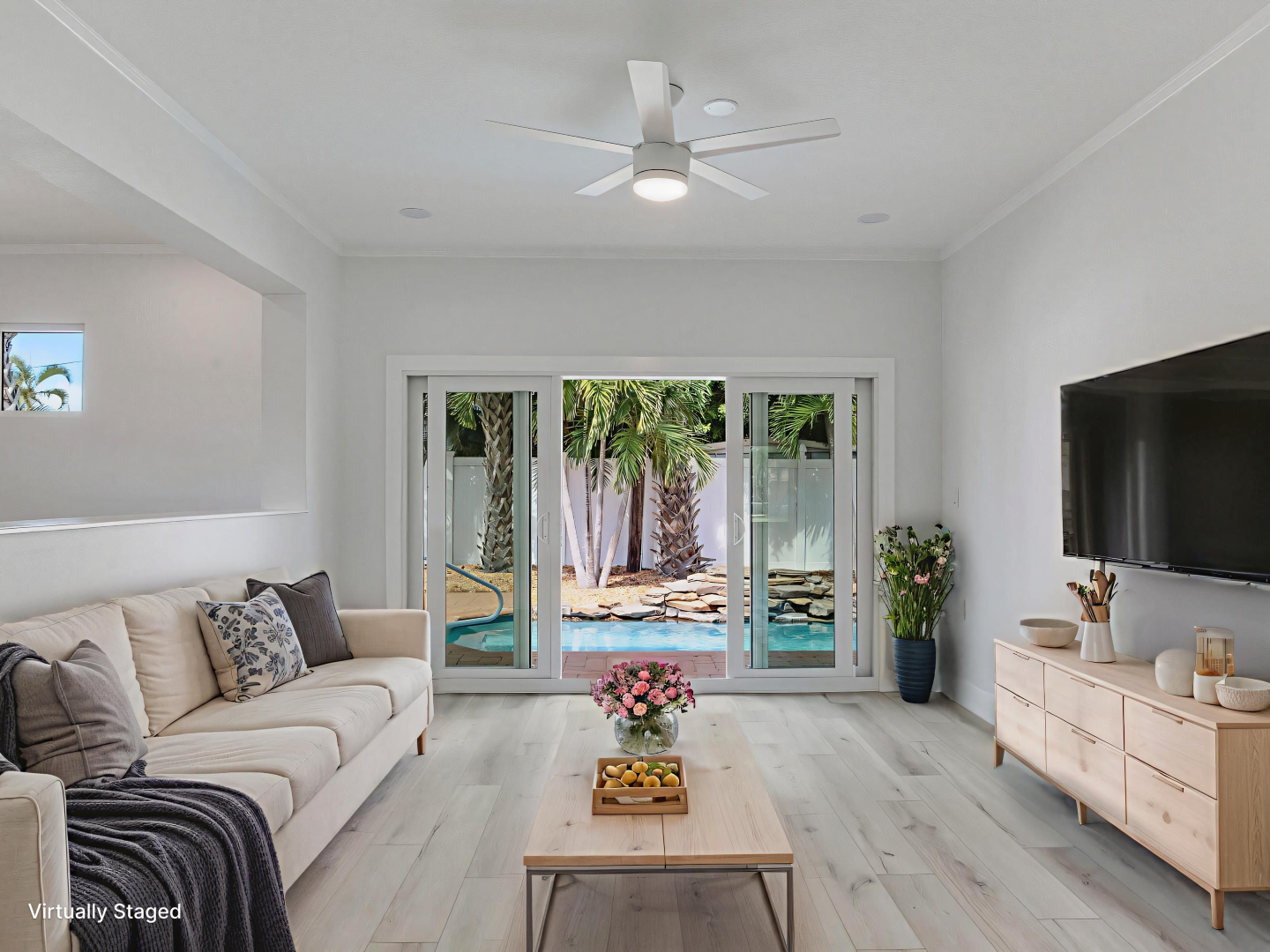 Treasure Island, Florida, 33706, United States, 3 Bedrooms Bedrooms, ,2 BathroomsBathrooms,Residential,For Sale,1981949