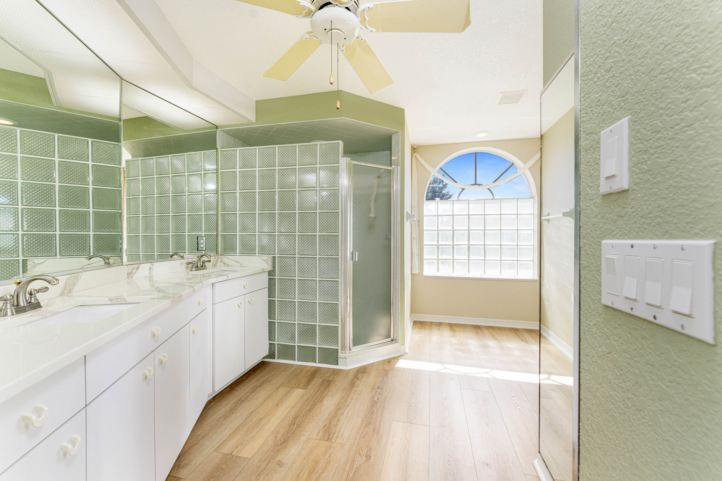 Punta Gorda, Florida, 33950, United States, 3 Bedrooms Bedrooms, ,3 BathroomsBathrooms,Residential,For Sale,1990304