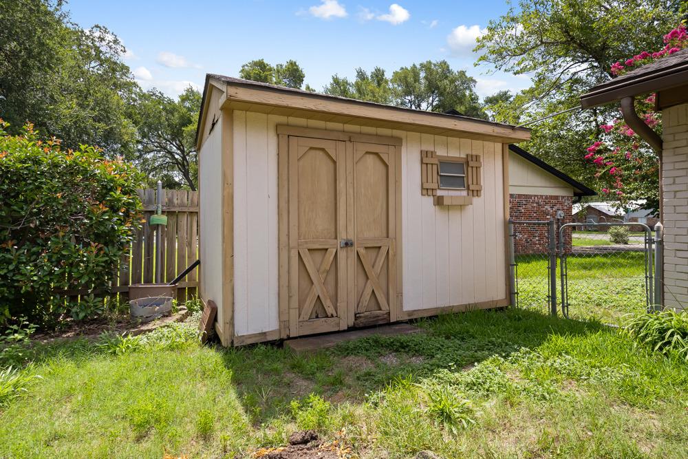 Austin, Texas, 78745, United States, 4 Bedrooms Bedrooms, ,2 BathroomsBathrooms,Residential,For Sale,1902323