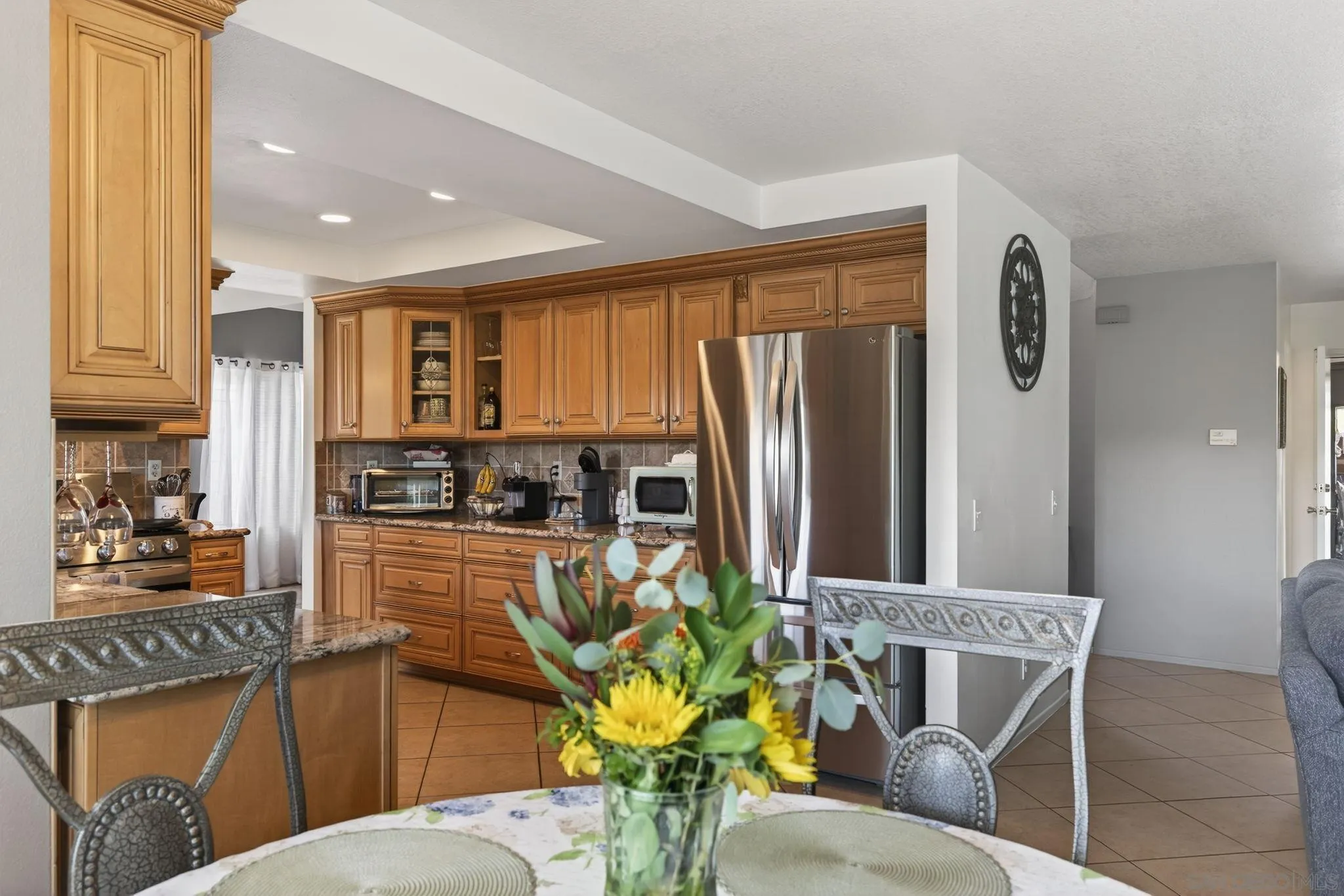 Camarillo, California, 93010, United States, 5 Bedrooms Bedrooms, ,4 BathroomsBathrooms,Residential,For Sale,2001849