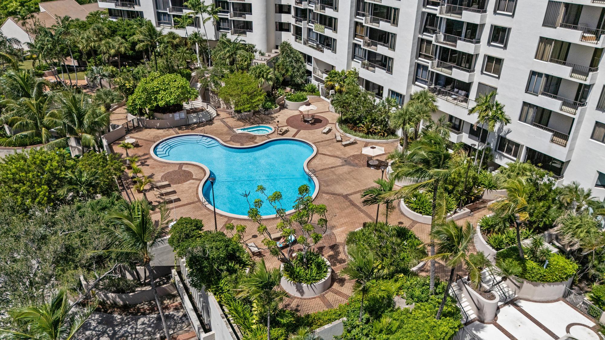 Miami, Florida, 33131, United States, 2 Bedrooms Bedrooms, ,2 BathroomsBathrooms,Residential,For Sale,1976268