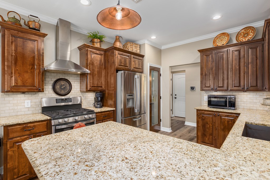 Huntington, Texas, 75949, United States, 3 Bedrooms Bedrooms, ,3 BathroomsBathrooms,Residential,For Sale,2007836