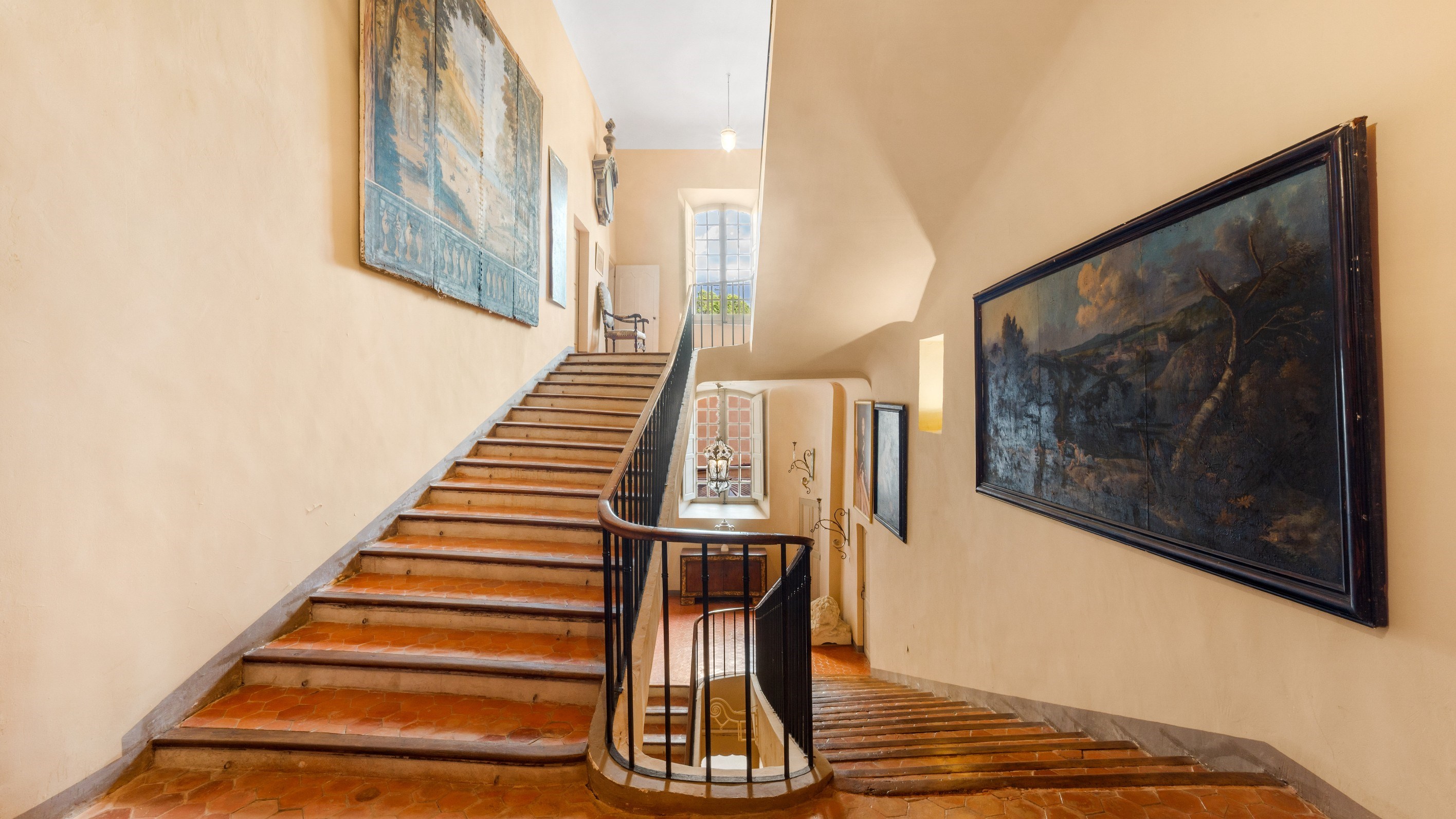  Exceptional Château in Provence – Elegance, History & Refinement - 物件實景