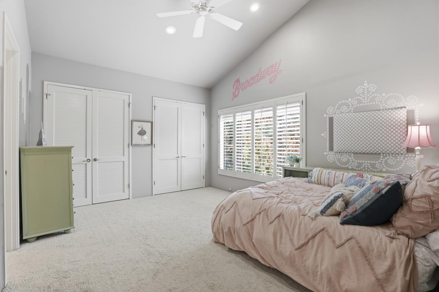 Gold River, California, 95670, United States, 4 Bedrooms Bedrooms, ,5 BathroomsBathrooms,Residential,For Sale,1987751