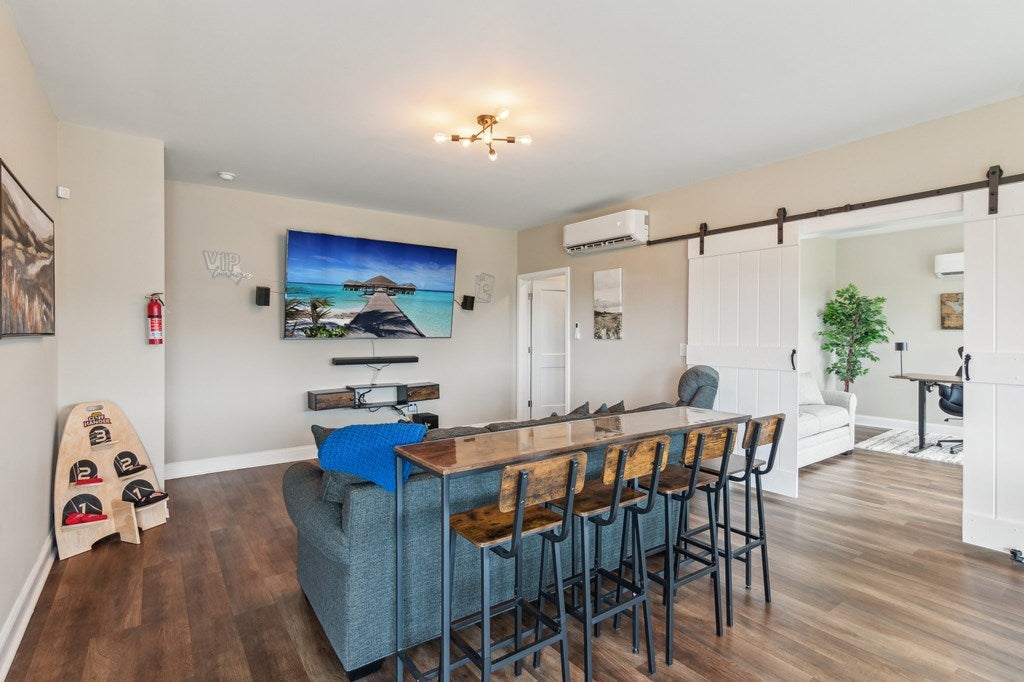 Ellijay, Georgia, 30540, United States, 3 Bedrooms Bedrooms, ,3 BathroomsBathrooms,Residential,For Sale,1859114