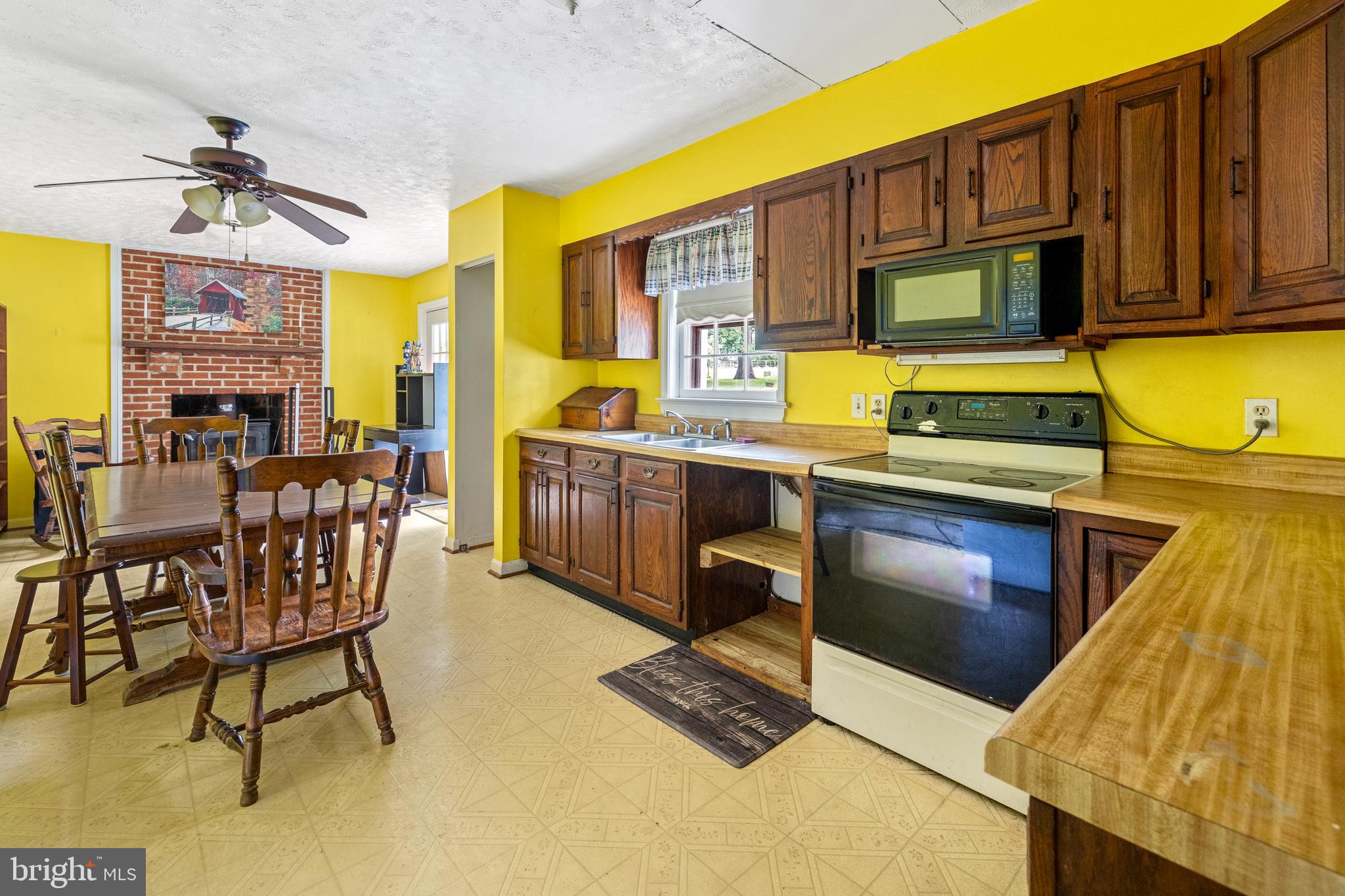 Upper Marlboro, Maryland, 20772, United States, 2 Bedrooms Bedrooms, ,3 BathroomsBathrooms,Residential,For Sale,1923654