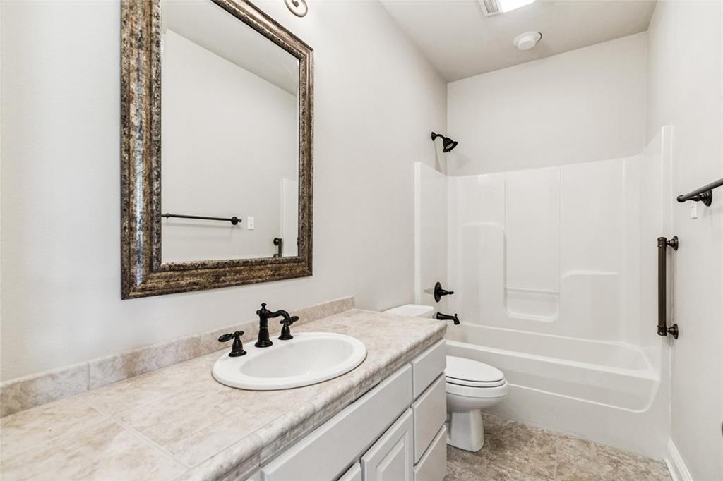 Madisonville, Louisiana, 70447, United States, 4 Bedrooms Bedrooms, ,4 BathroomsBathrooms,Residential,For Sale,1946948