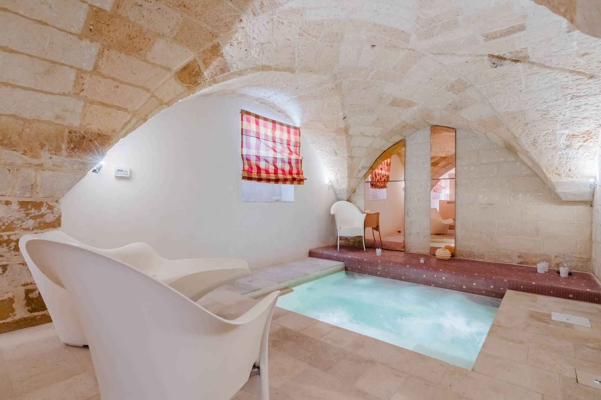 San Cesario di Lecce, Lecce, 73016, IT, 15 Bedrooms Bedrooms, ,13 BathroomsBathrooms,Residential,For Sale,1989091