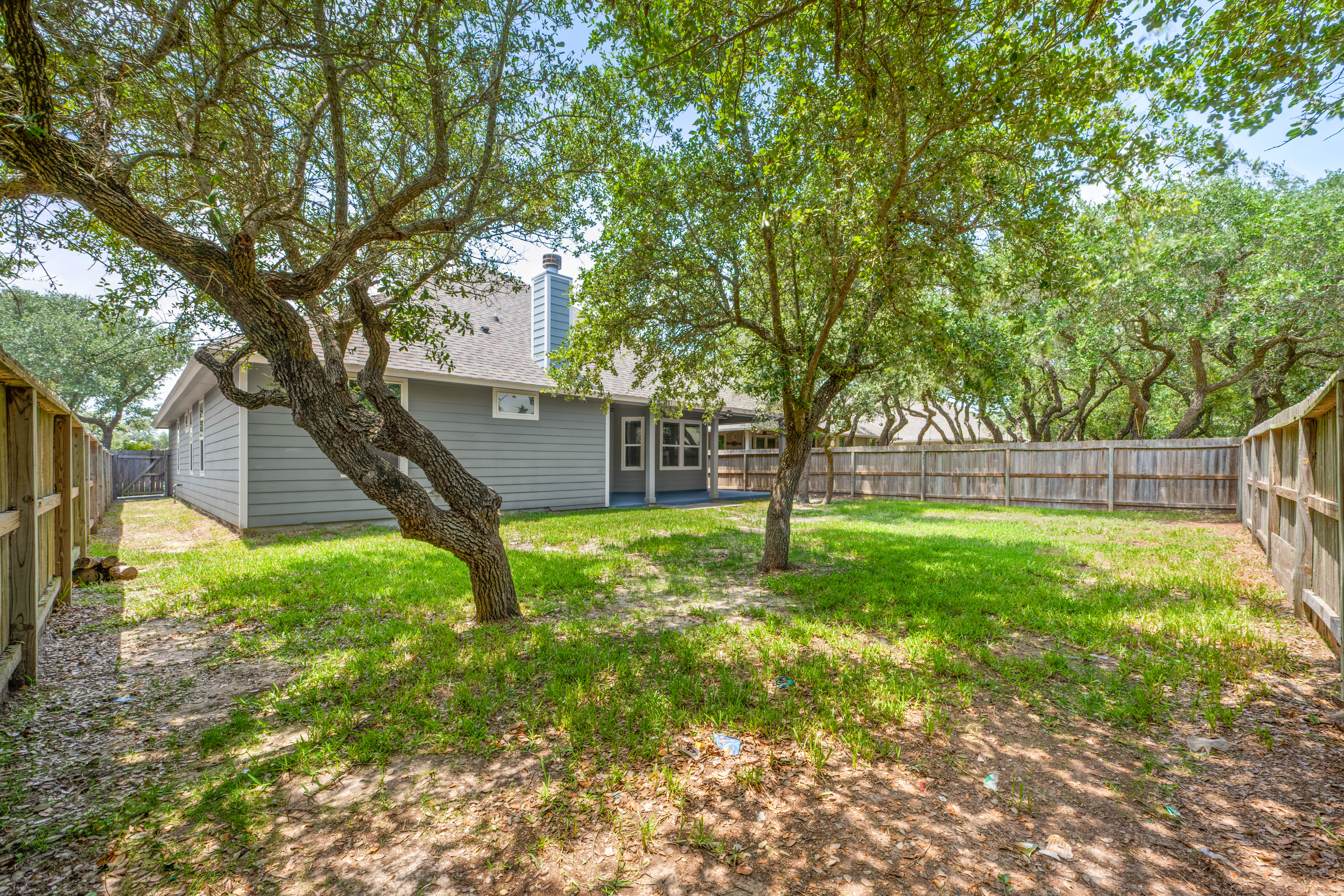  Gorgeous 4BR Home in Wandering Oaks - 物件實景