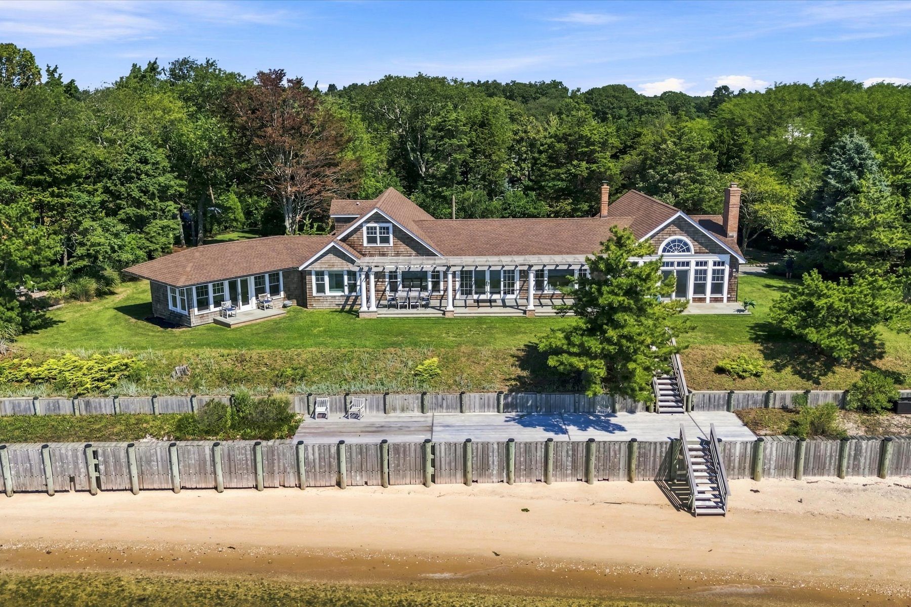  920 Cedar Point Drive E, Southold, NY, 11971 - 物件實景