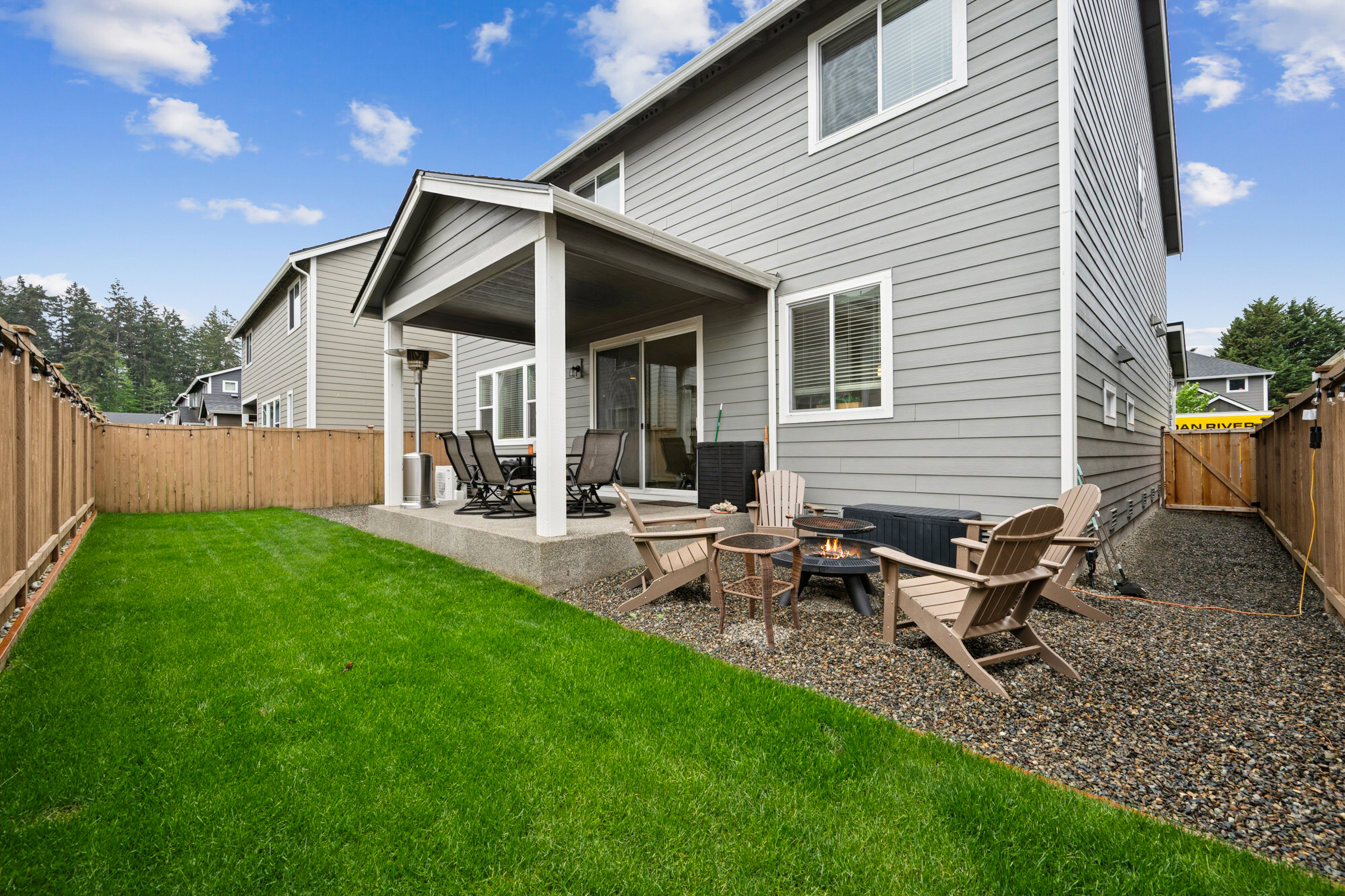  16205 8th Ave E, Spanaway, WA 98387 - 物件實景