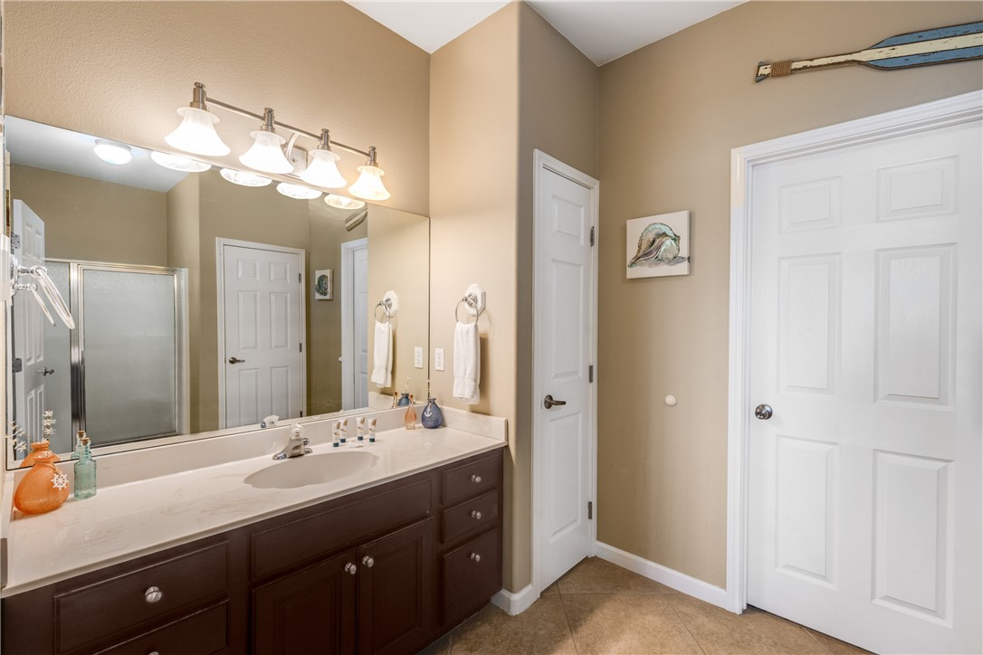 Port Aransas, Texas, 78373, United States, 4 Bedrooms Bedrooms, ,3 BathroomsBathrooms,Residential,For Sale,1829180