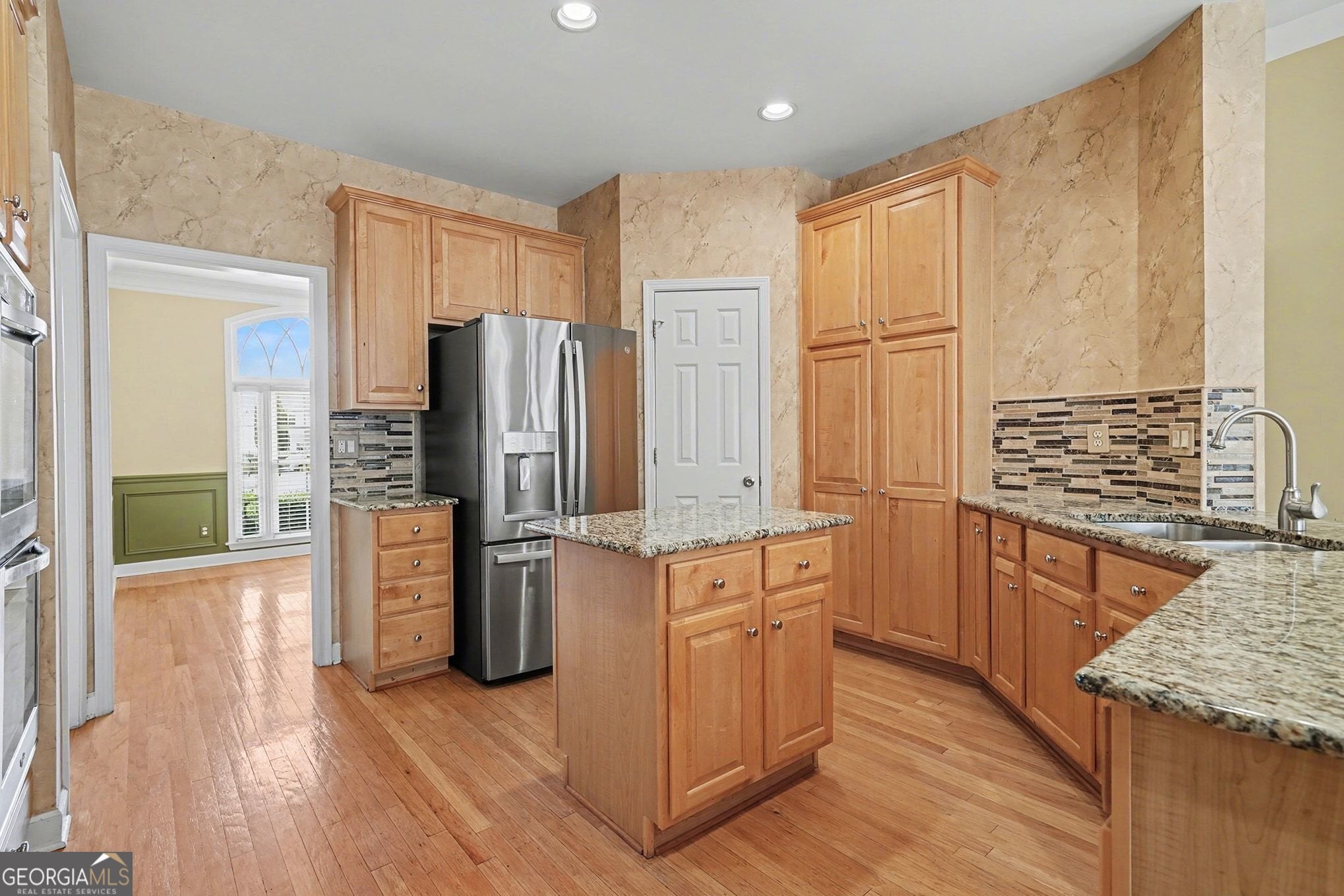 Marietta, Georgia, 30067, United States, 5 Bedrooms Bedrooms, ,3 BathroomsBathrooms,Residential,For Sale,2013390