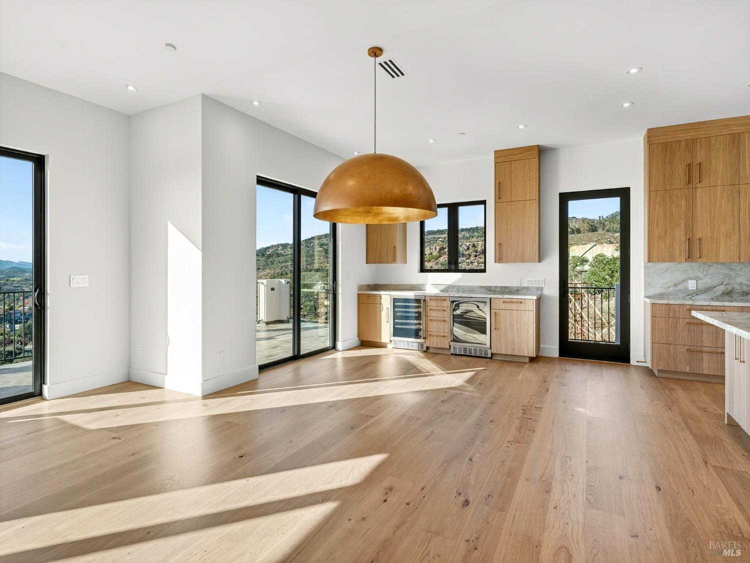 Napa, California, 94558, United States, 3 Bedrooms Bedrooms, ,5 BathroomsBathrooms,Residential,For Sale,1991102