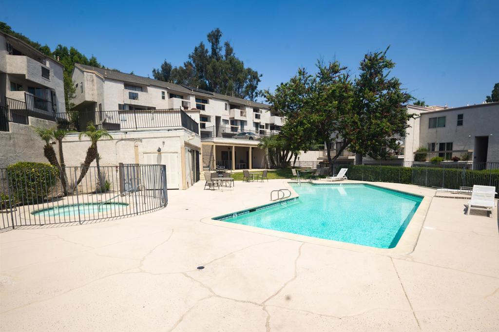 El Cajon, California, 92020, United States, 2 Bedrooms Bedrooms, ,3 BathroomsBathrooms,Residential,For Sale,1985459