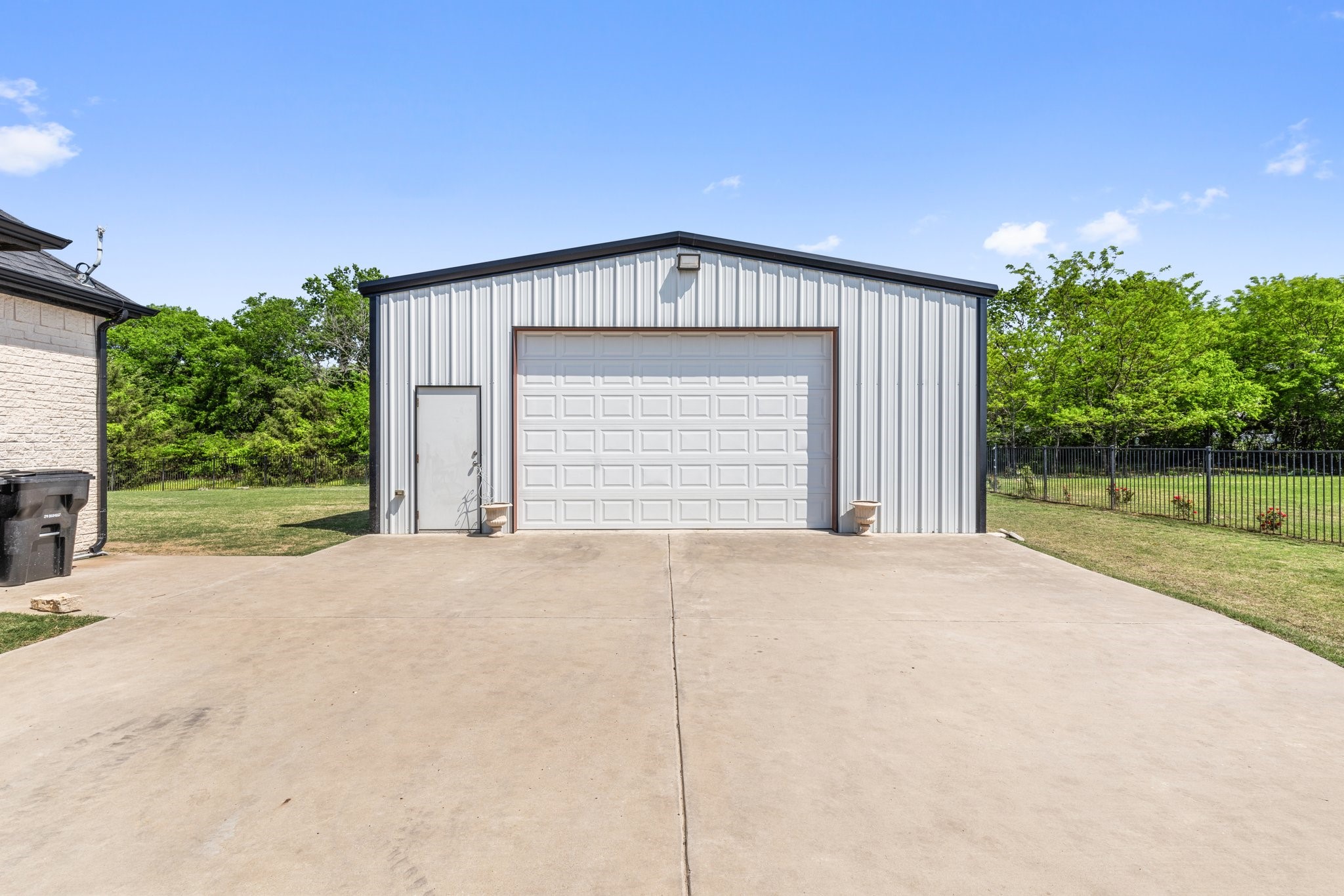 Caddo Mills, Texas, 75135, United States, 4 Bedrooms Bedrooms, ,5 BathroomsBathrooms,Residential,For Sale,1778518