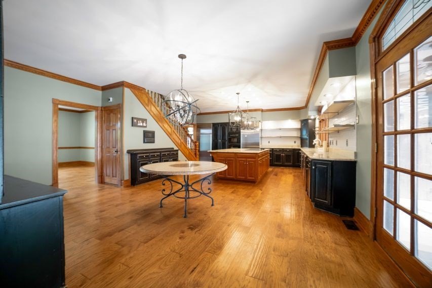 Paintsville, Kentucky, 41240, United States, 6 Bedrooms Bedrooms, ,6 BathroomsBathrooms,Residential,For Sale,1936965