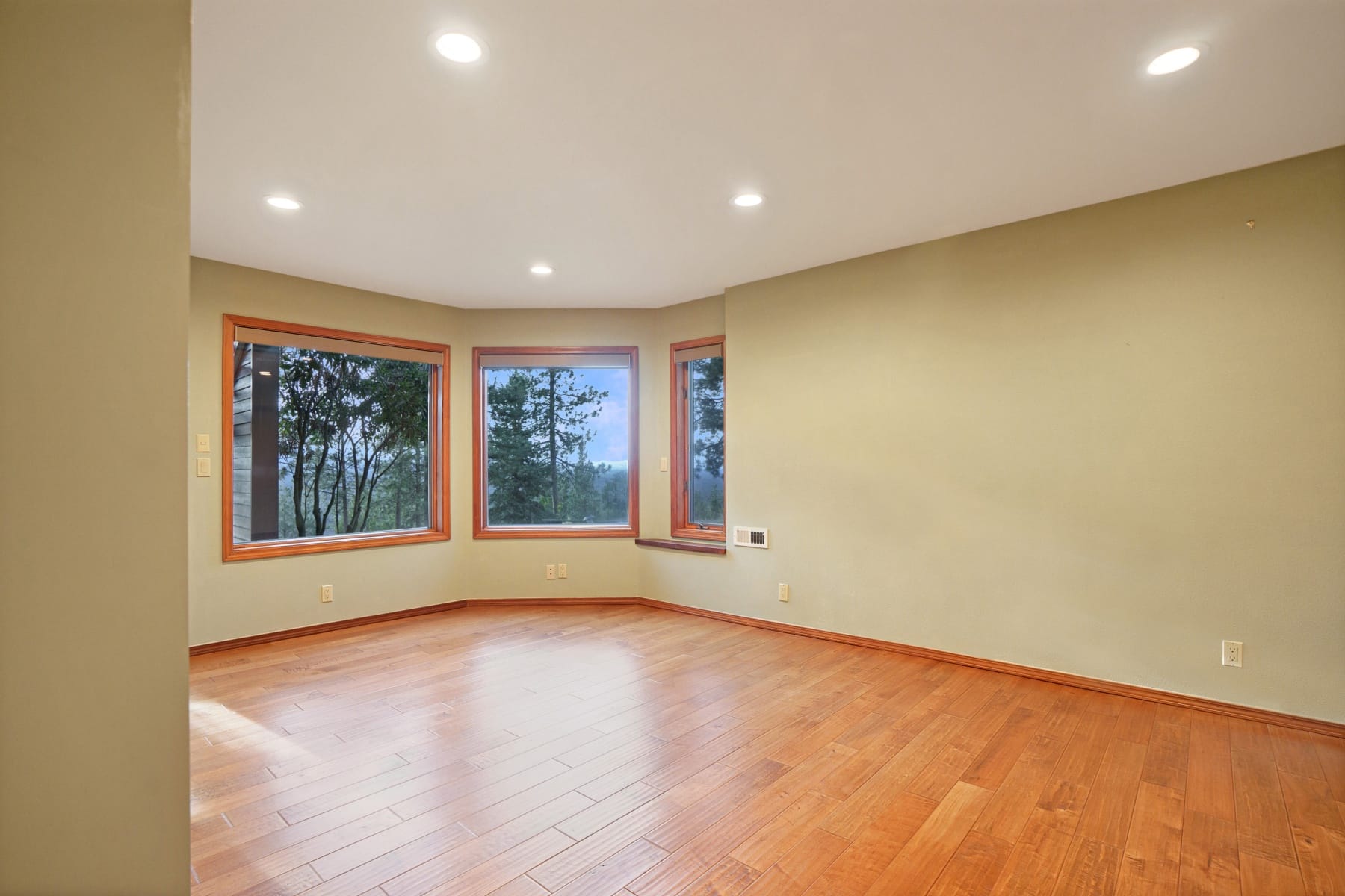  2889 NW Starview Drive Bend, OR 97703 - 物件實景