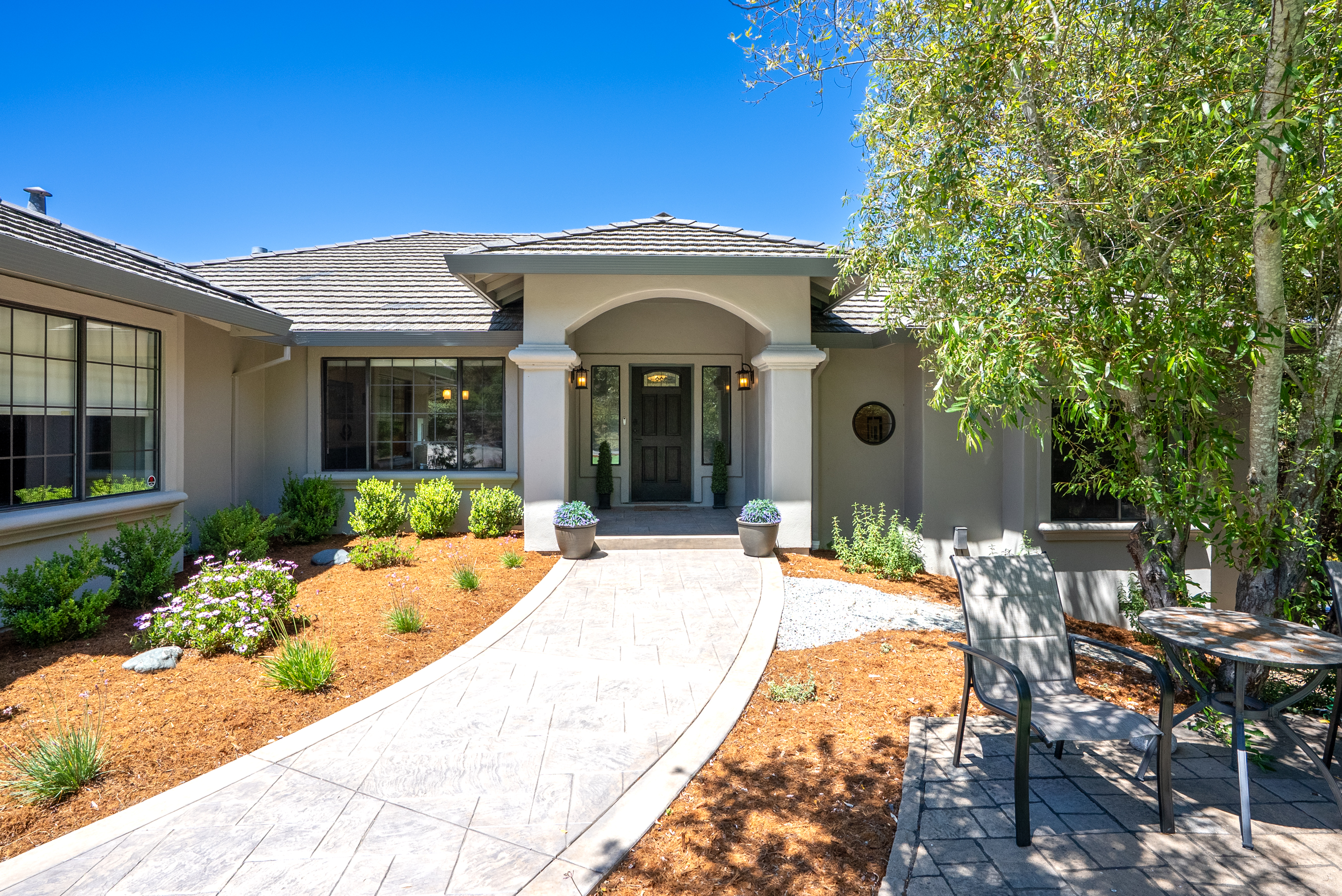 5324 Hidden Oak Court, Royal Oaks - 物件實景