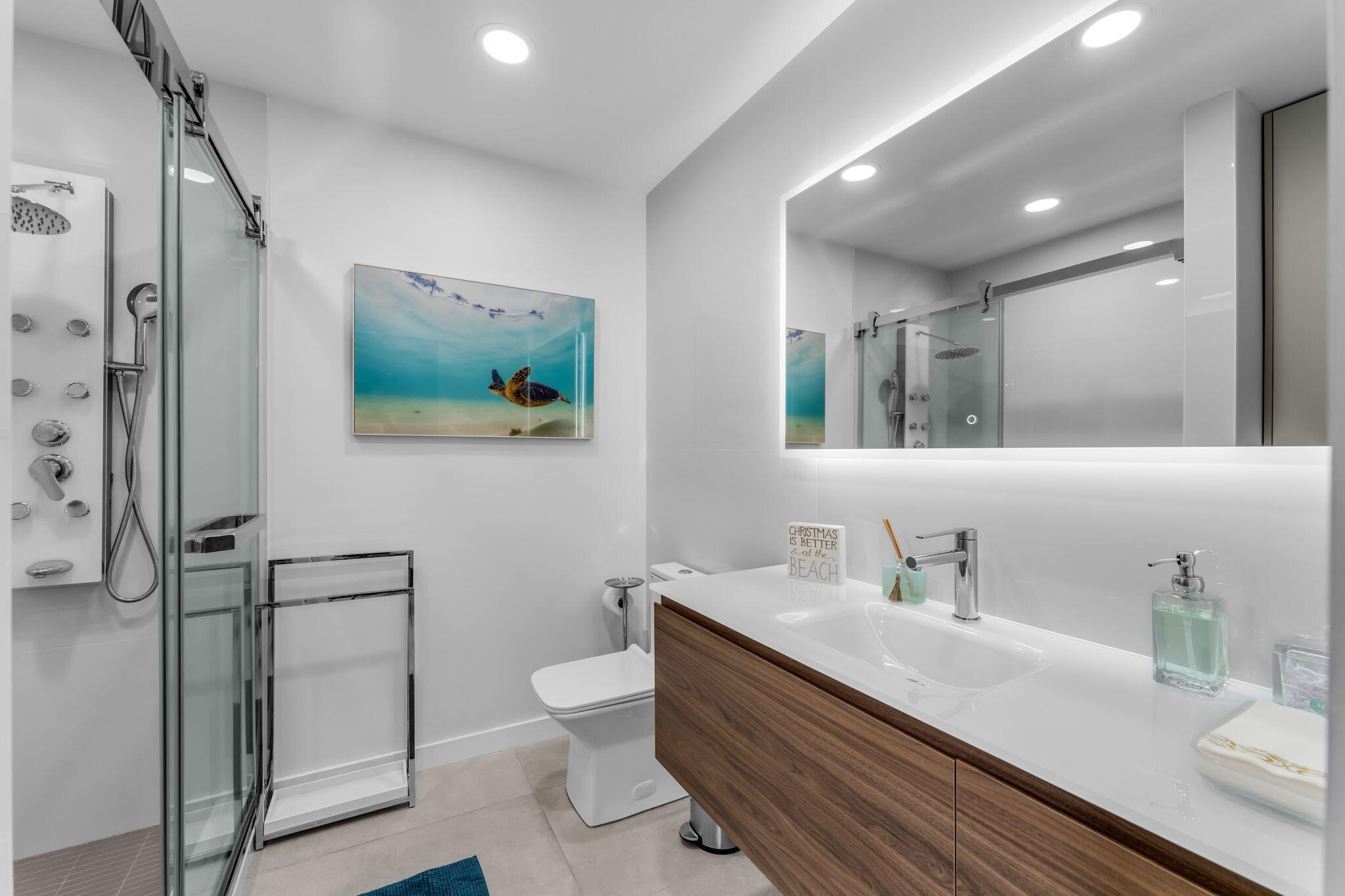 KEY LARGO, Florida, 33037, United States, 4 Bedrooms Bedrooms, ,3 BathroomsBathrooms,Residential,For Sale,1991909