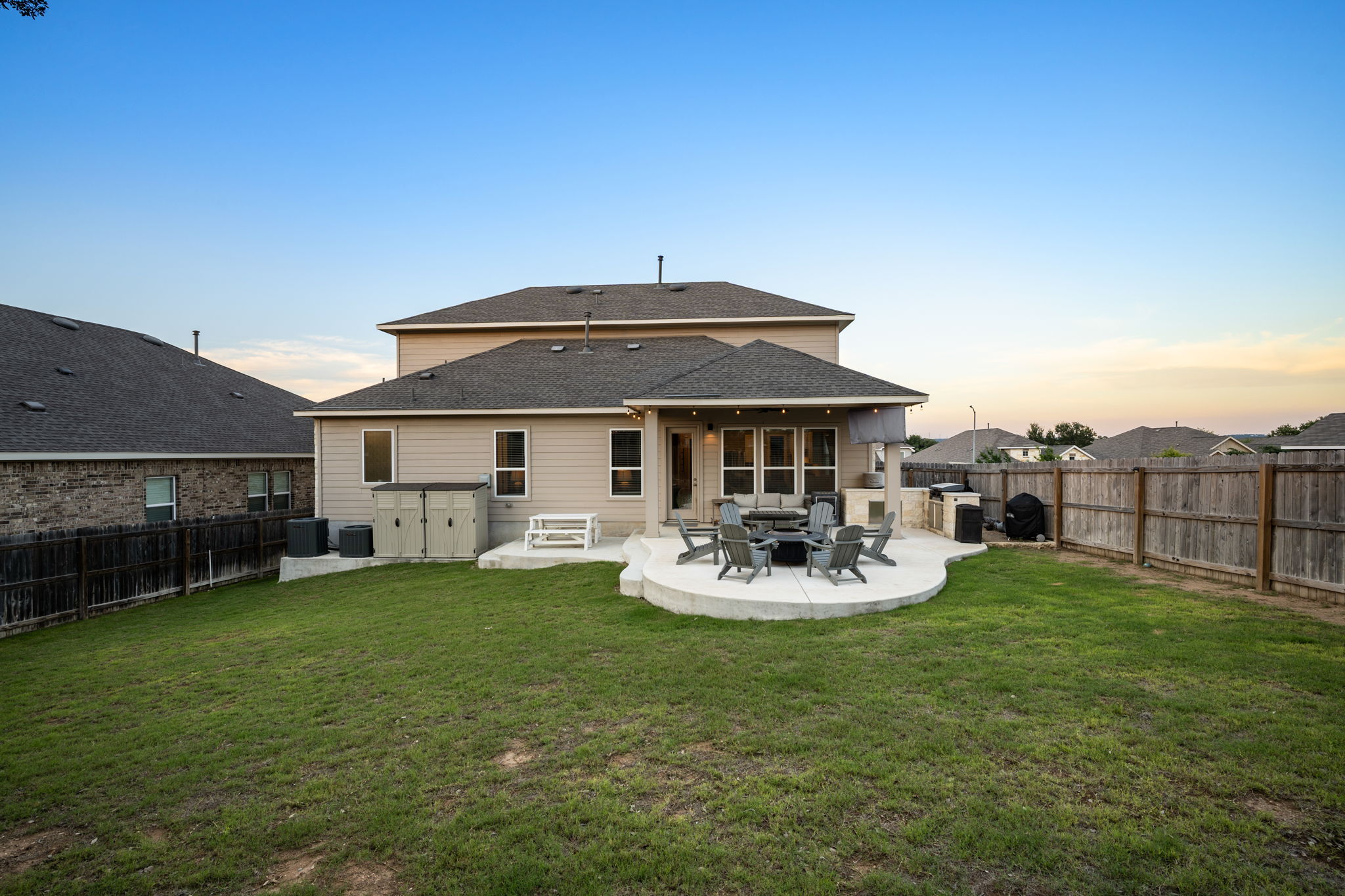  Stylish Living in Sought-After Community - 物件實景