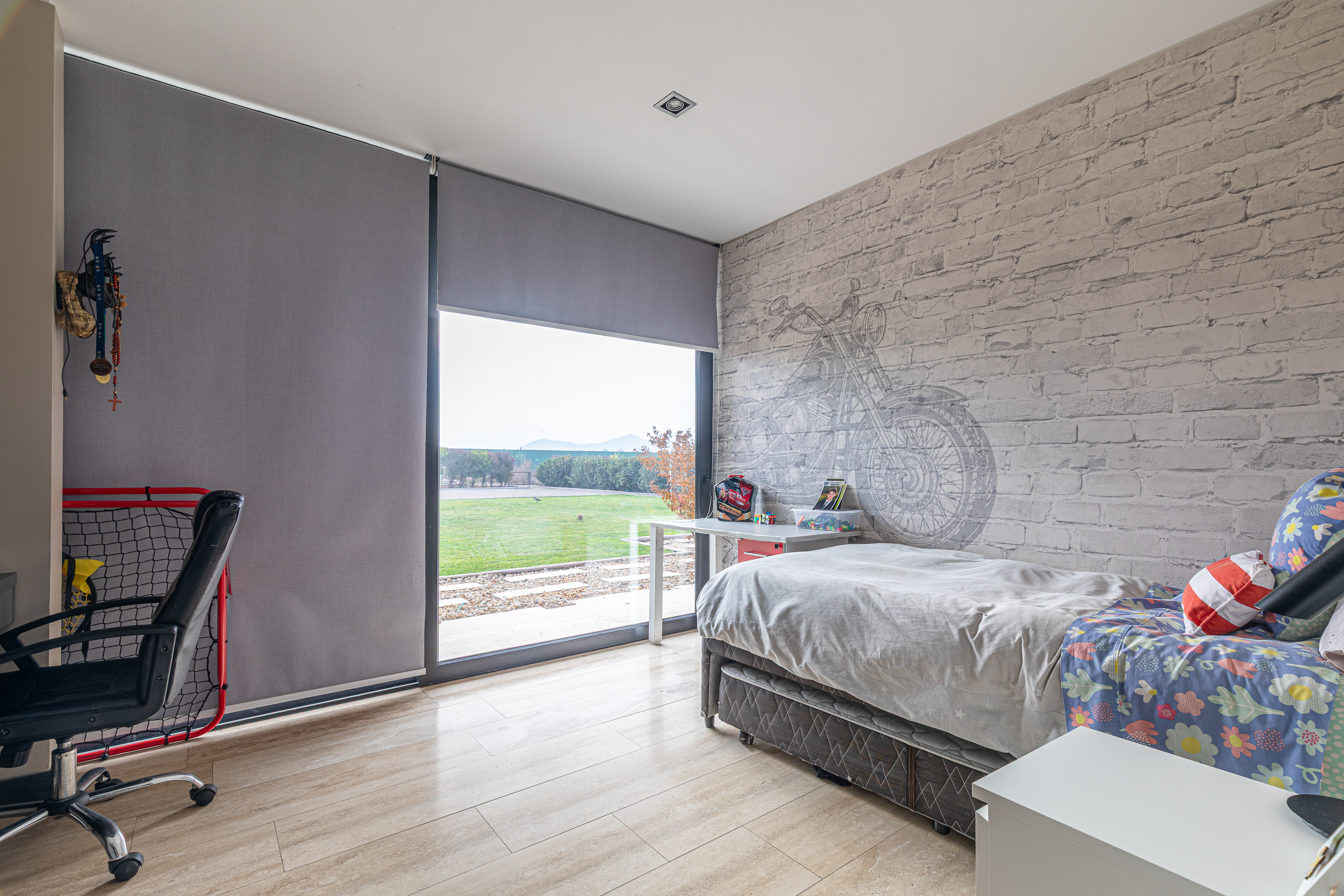 Modern 4-Bedroom Home in Las Brisas Gated Community - 物件實景