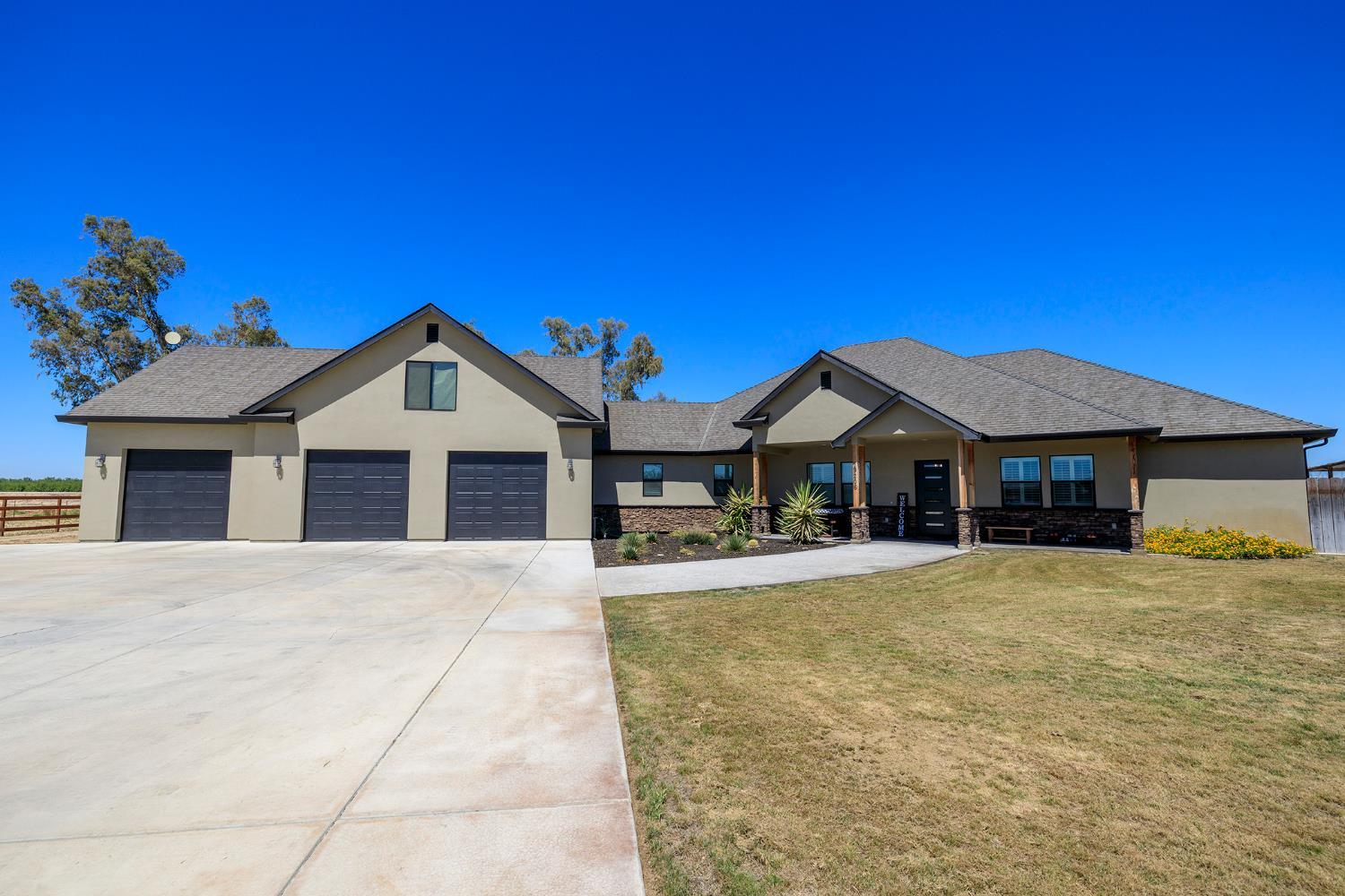 Hilmar, California, 95324, United States, 4 Bedrooms Bedrooms, ,4 BathroomsBathrooms,Residential,For Sale,1983314