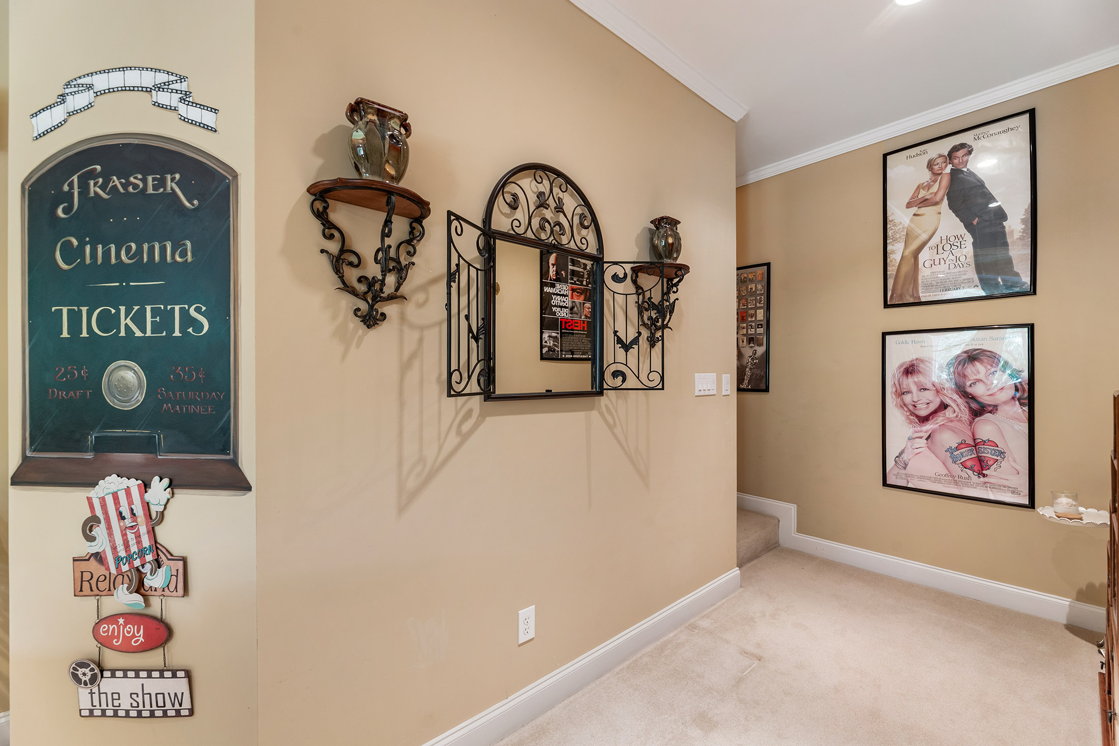  Tucked Among Mature Hardwoods on a Private 1.25+/- Acre River Lot - 物件實景