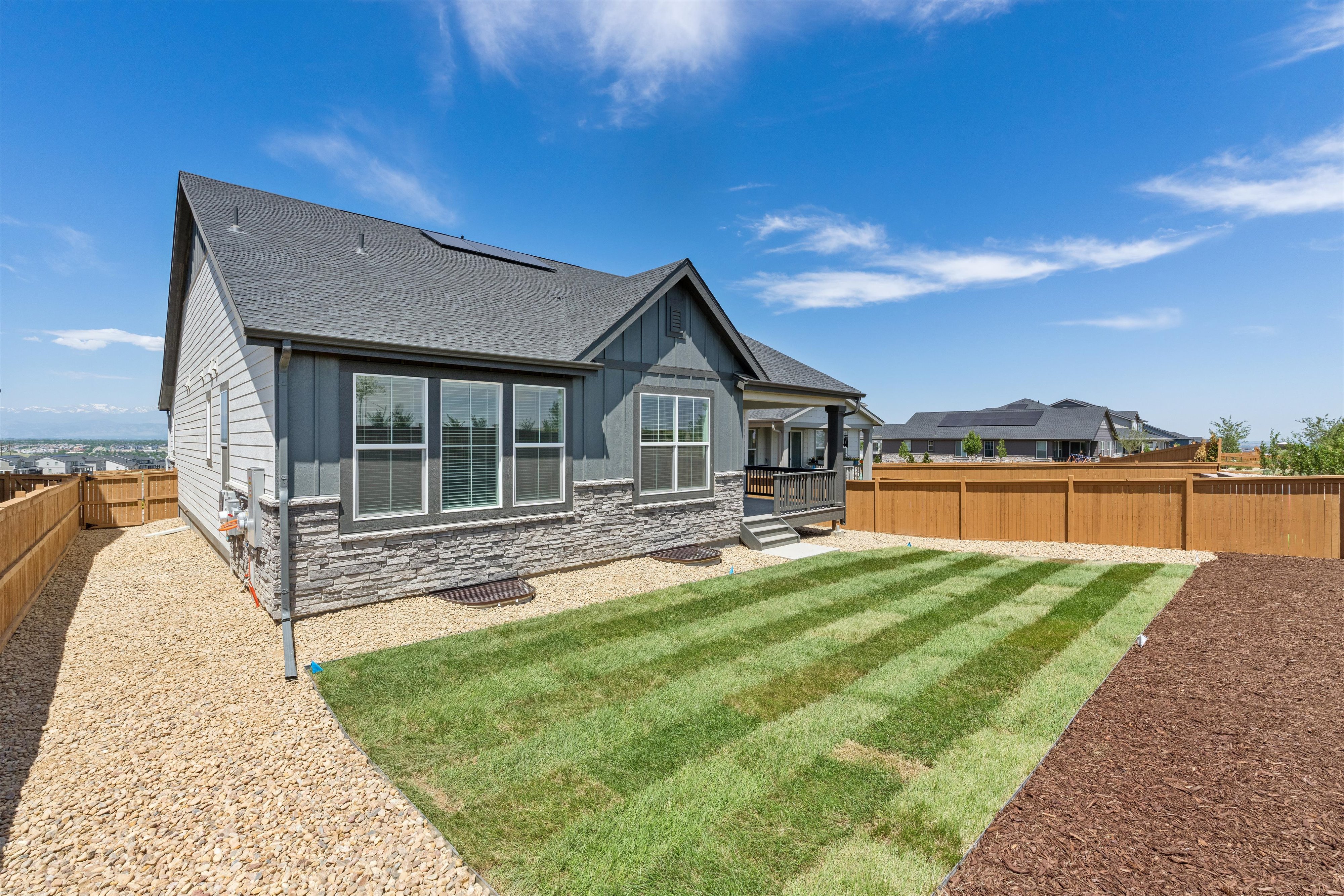  Single-level living, new construction, and sweeping Front Range views - 物件實景