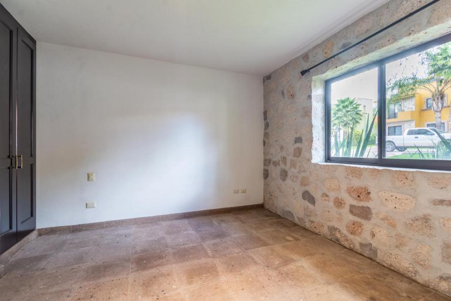 San Miguel de Allende, Guanajuato, 37766, Mexico, 4 Bedrooms Bedrooms, ,3 BathroomsBathrooms,Residential,For Sale,1916659