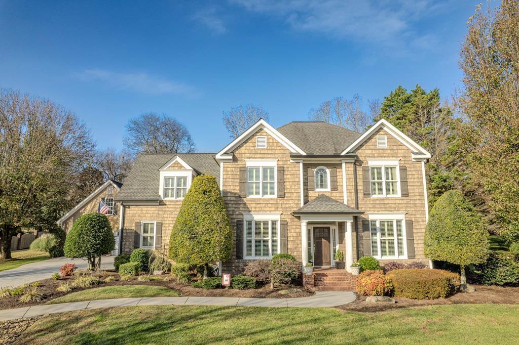 DALTON, Georgia, 30720, United States, 4 Bedrooms Bedrooms, ,4 BathroomsBathrooms,Residential,For Sale,2003034