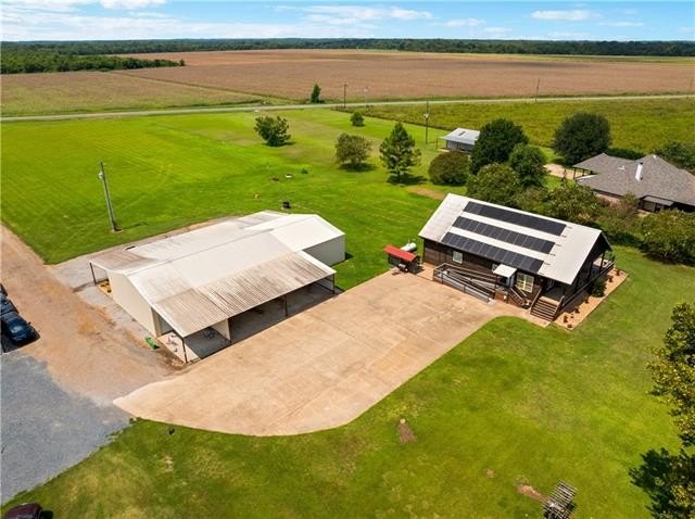 Natchez, Louisiana, 71456, United States, 4 Bedrooms Bedrooms, ,3 BathroomsBathrooms,Residential,For Sale,1975499