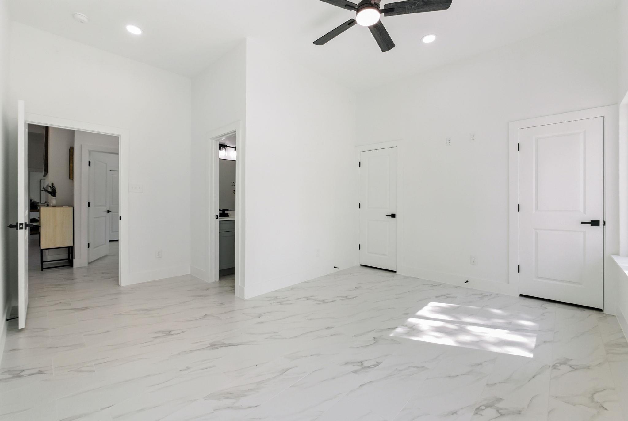 Spicewood, Texas, 78669, United States, 3 Bedrooms Bedrooms, ,4 BathroomsBathrooms,Residential,For Sale,1977175