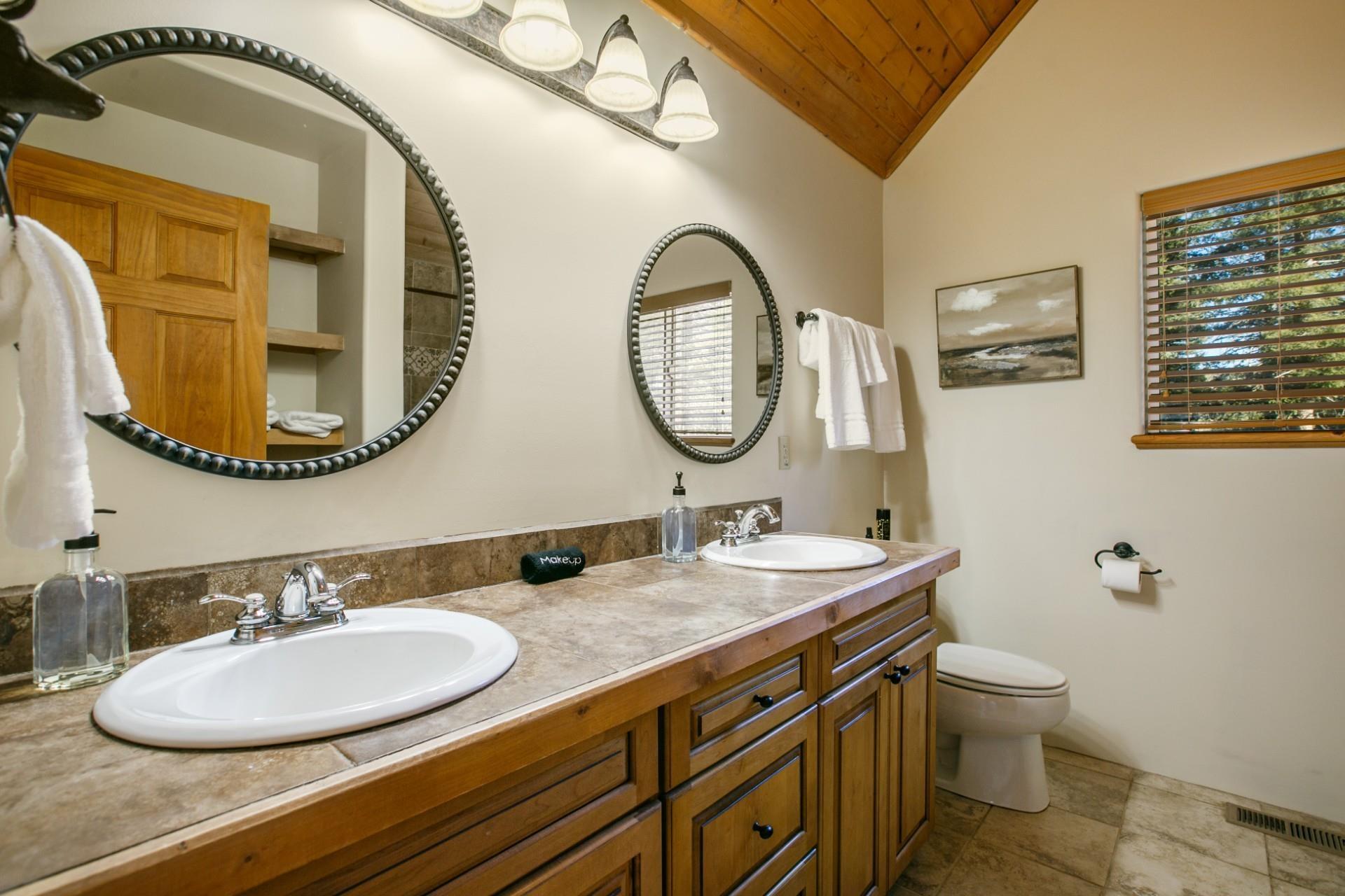 Angel Fire, New Mexico, 87710, United States, 5 Bedrooms Bedrooms, ,3 BathroomsBathrooms,Residential,For Sale,1737347