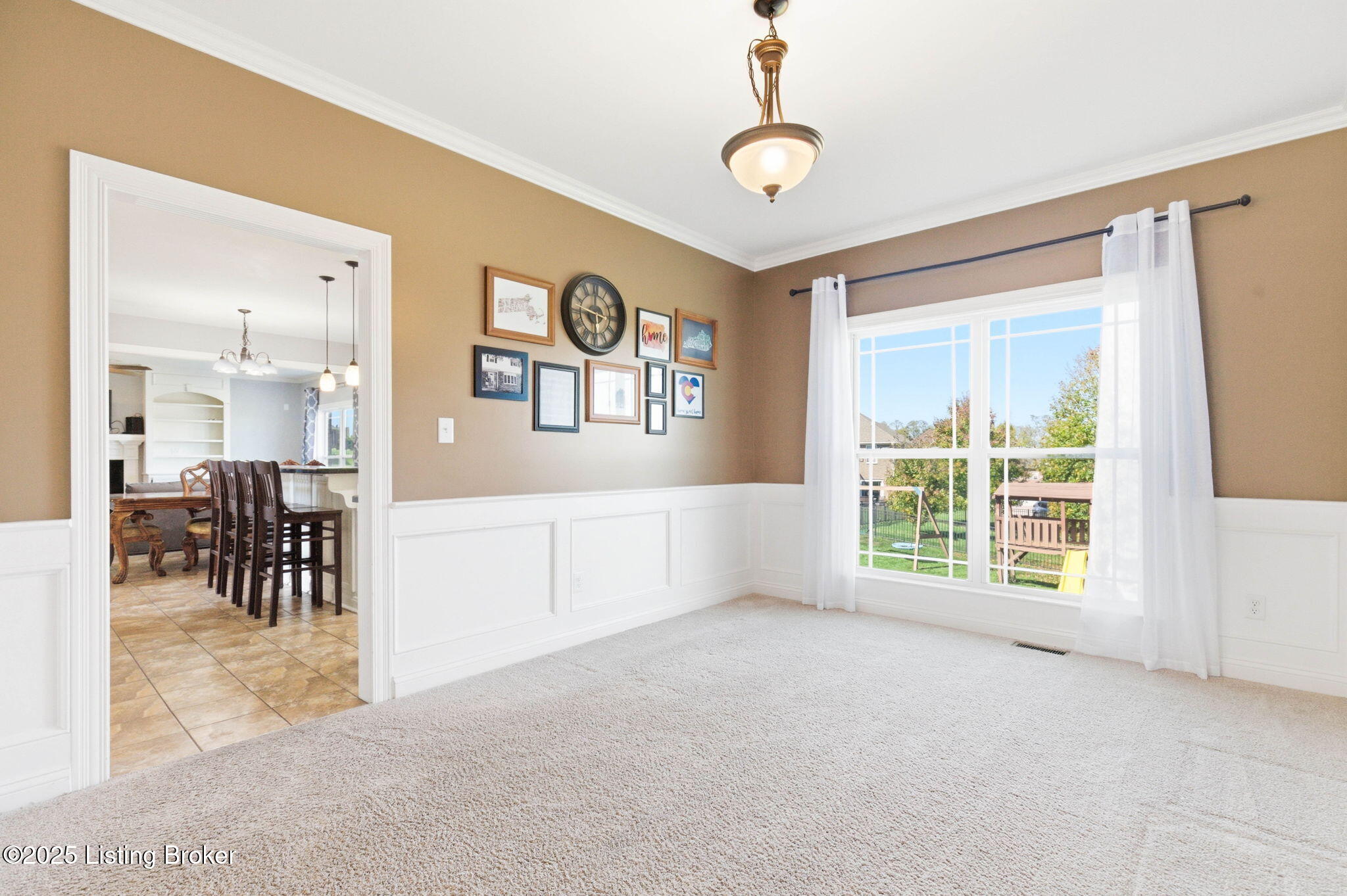 La Grange, Kentucky, 40031, United States, 5 Bedrooms Bedrooms, ,4 BathroomsBathrooms,Residential,For Sale,1971685