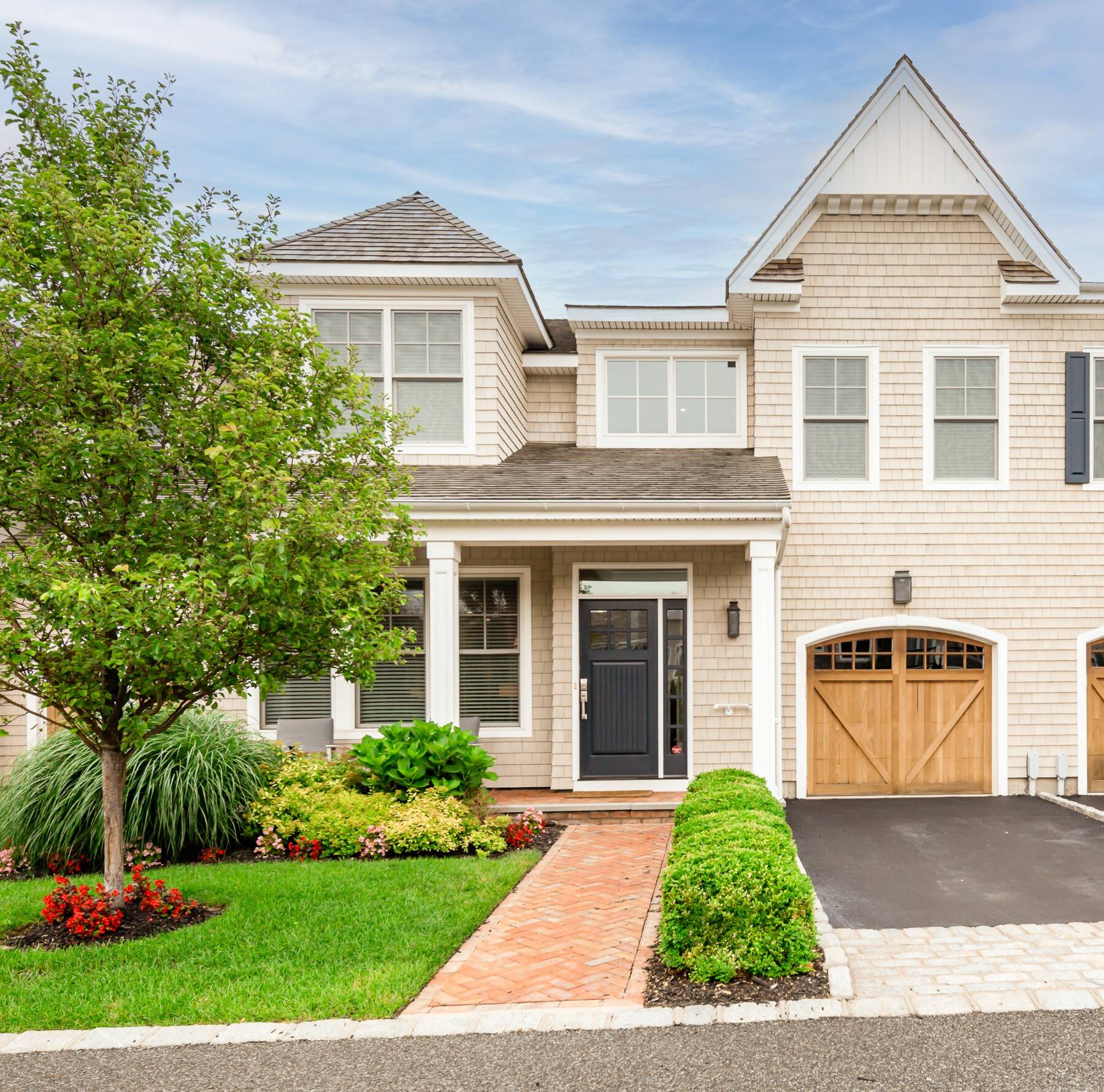  Bishops Pond SH Village Townhouse - 物件實景