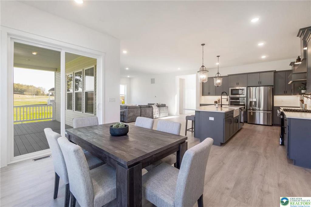 Bethlehem, Pennsylvania, 18017, United States, 6 Bedrooms Bedrooms, ,6 BathroomsBathrooms,Residential,For Sale,1975535