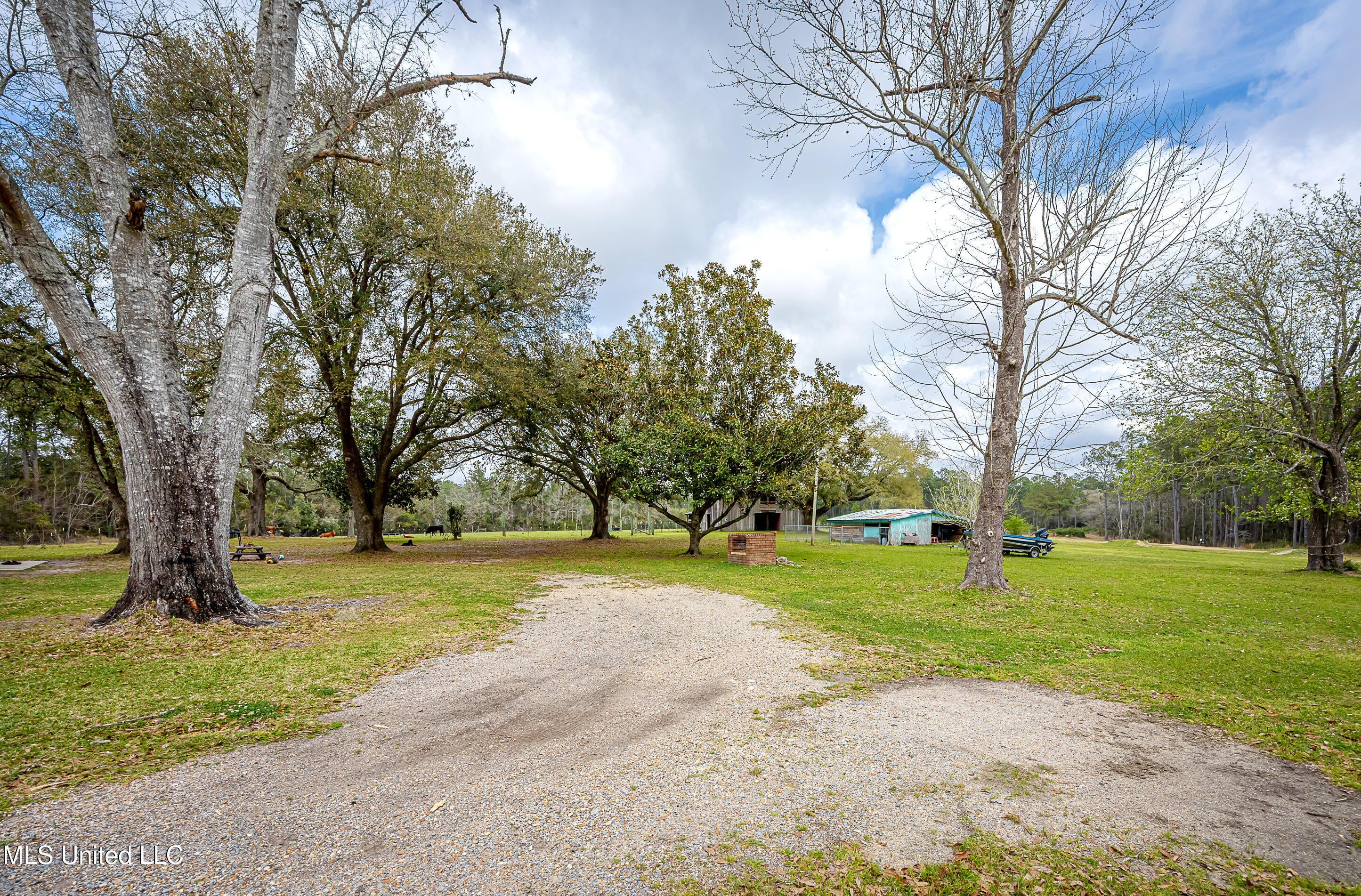 Vancleave, Mississippi, 39565, United States, 4 Bedrooms Bedrooms, ,2 BathroomsBathrooms,Residential,For Sale,1927401