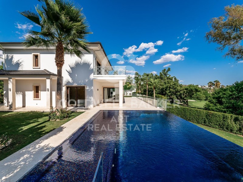 Marbella, Andalusia, ES, 6 Bedrooms Bedrooms, ,5 BathroomsBathrooms,Residential,For Sale,1804428